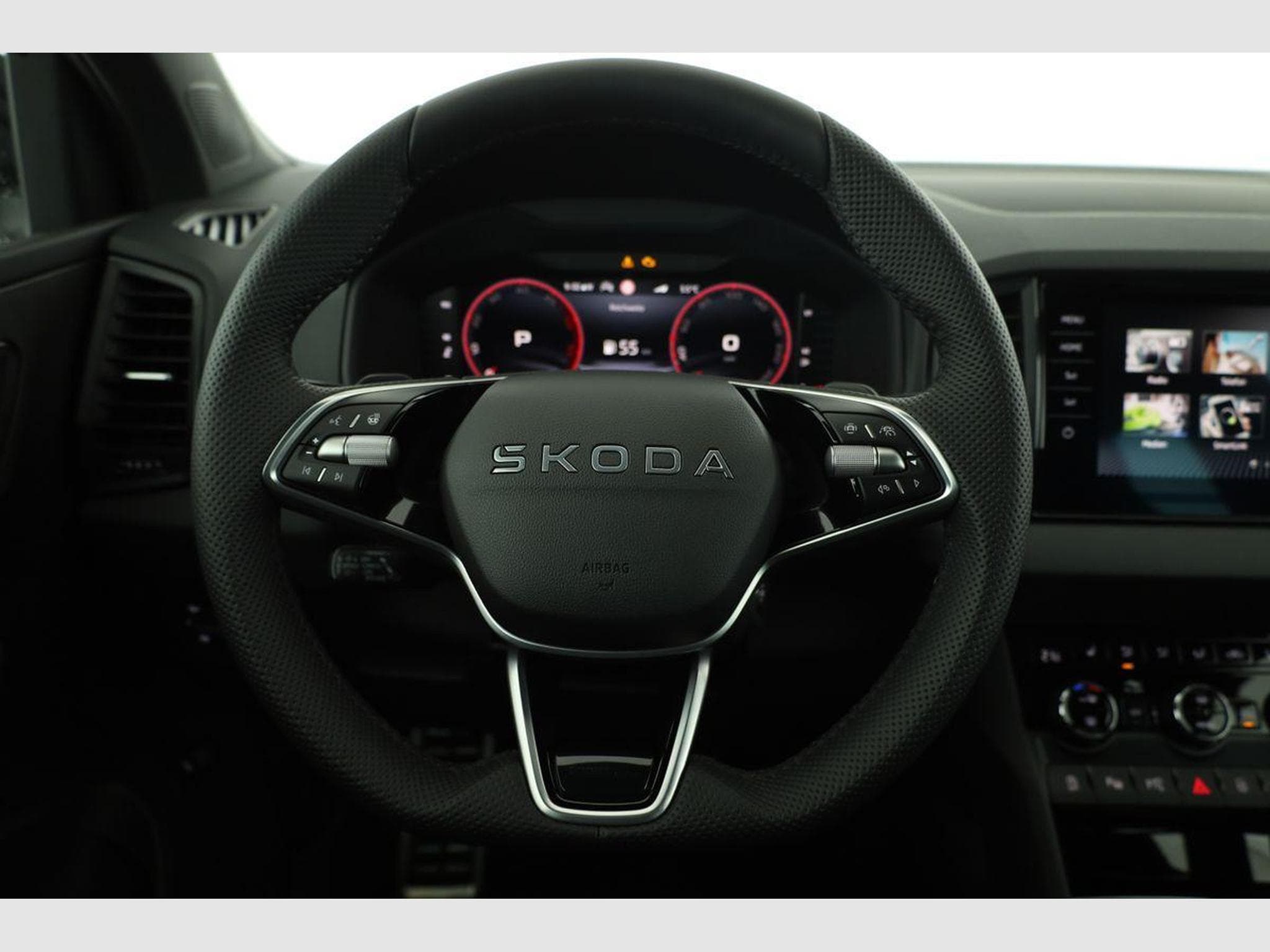 Skoda Karoq Sportline 4x4 (2026) - Photo 5