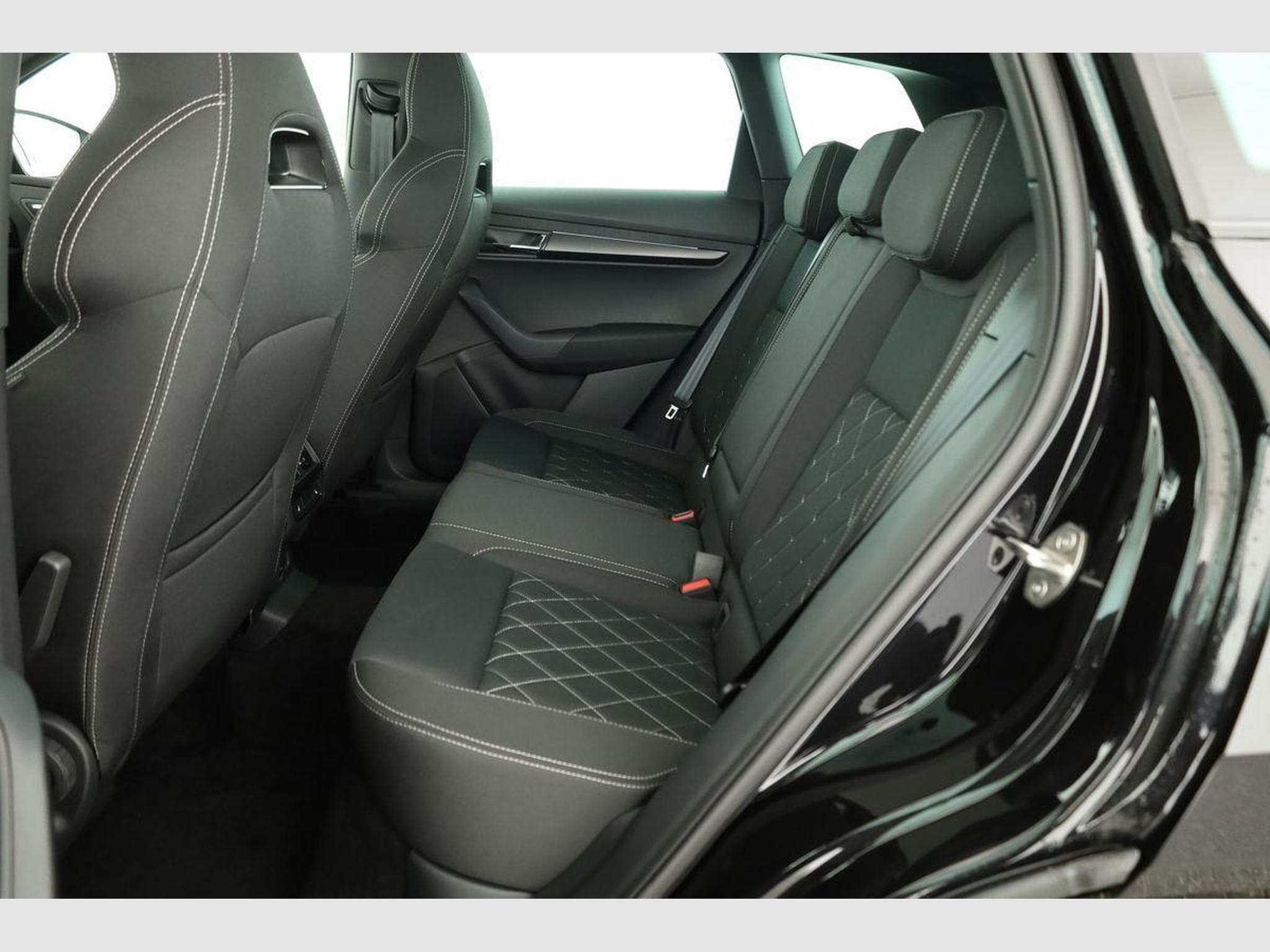 Skoda Karoq Sportline (2026) - Photo 13