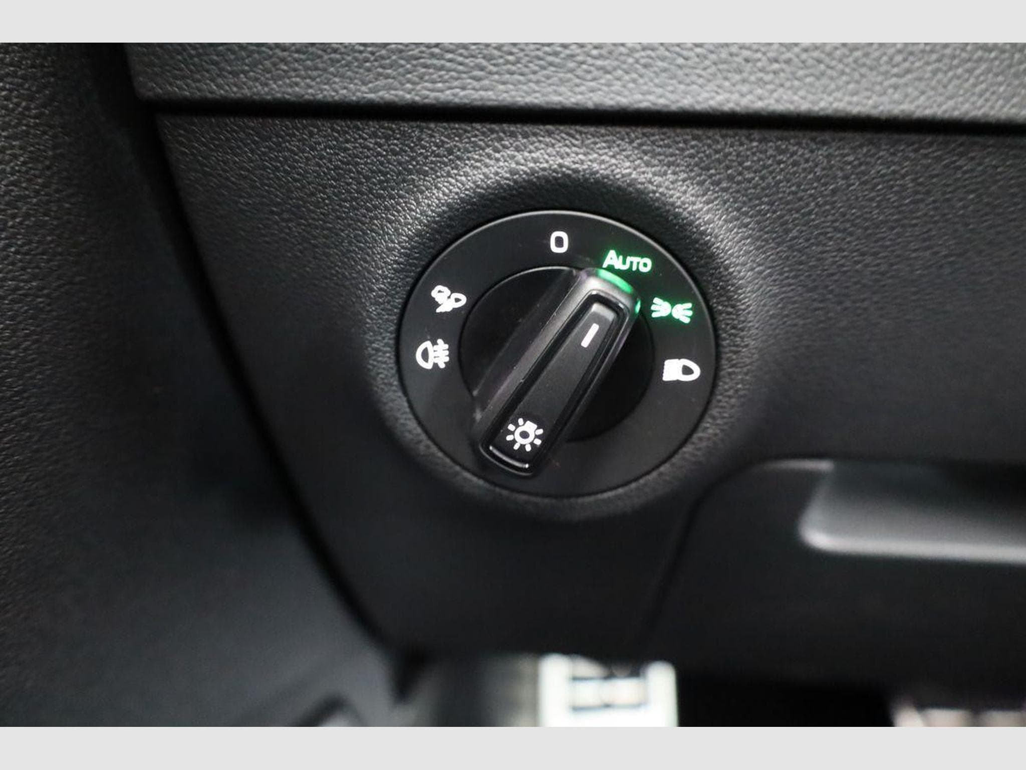 Skoda Karoq Sportline (2026) - Photo 8