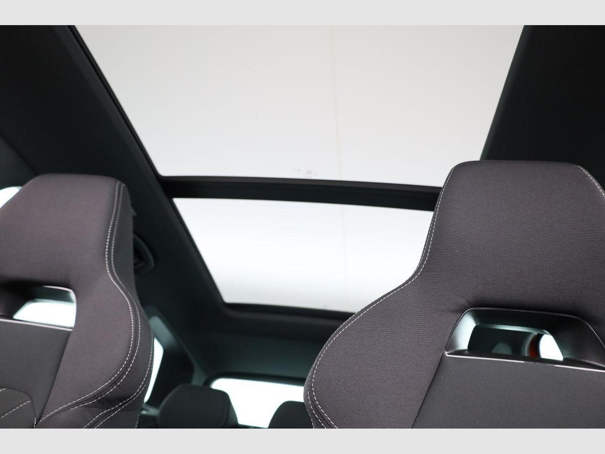 Skoda Karoq Sportline (2026) - Photo 12