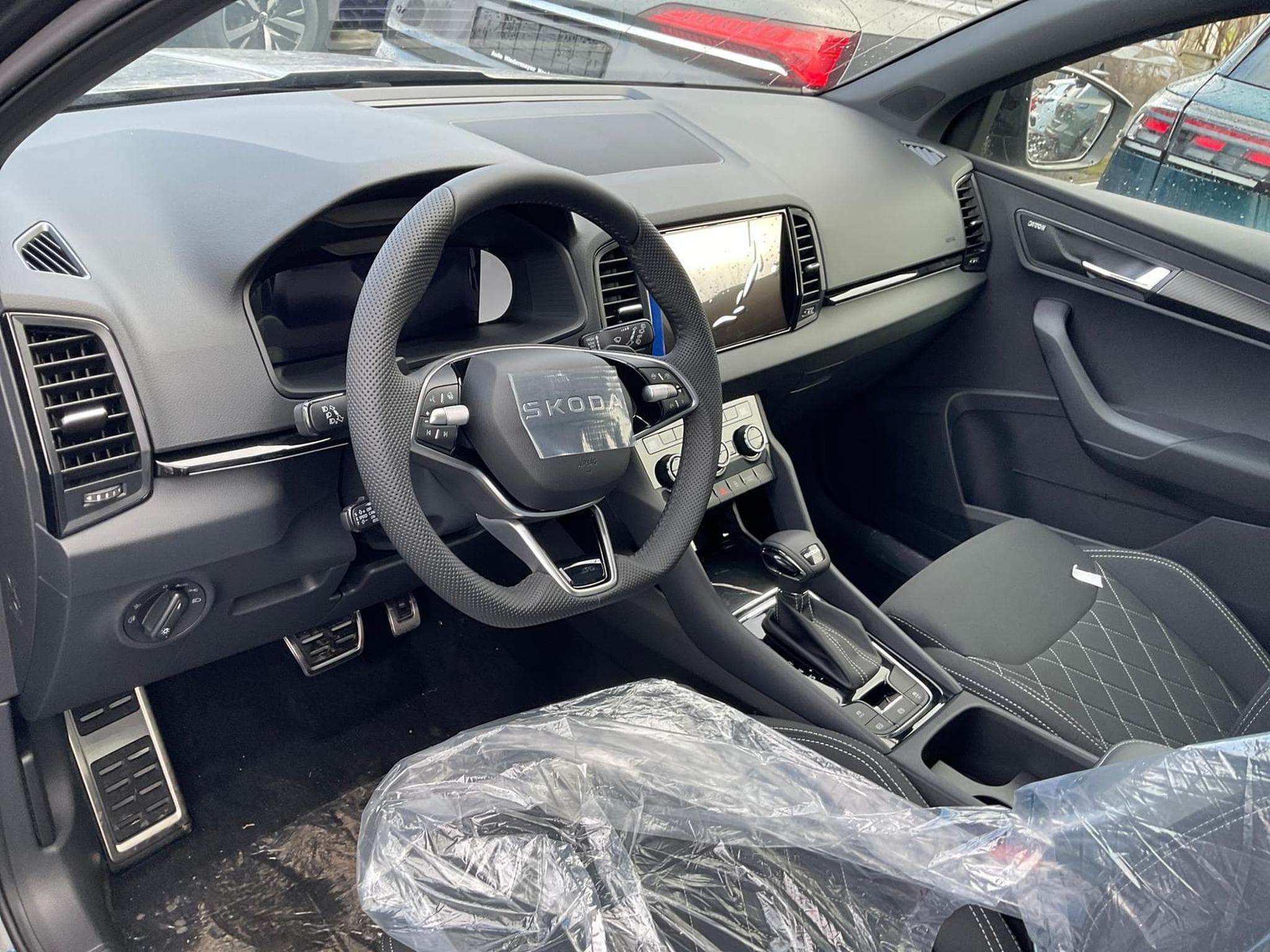 Skoda Karoq Sportline (2026) - Foto 1