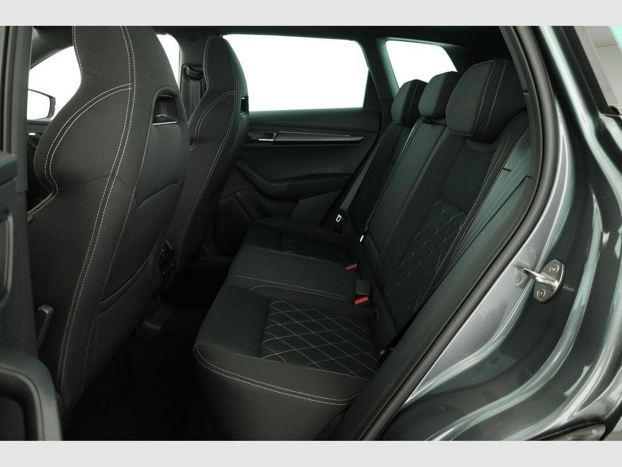 Skoda Karoq Sportline (2026) - Photo 13