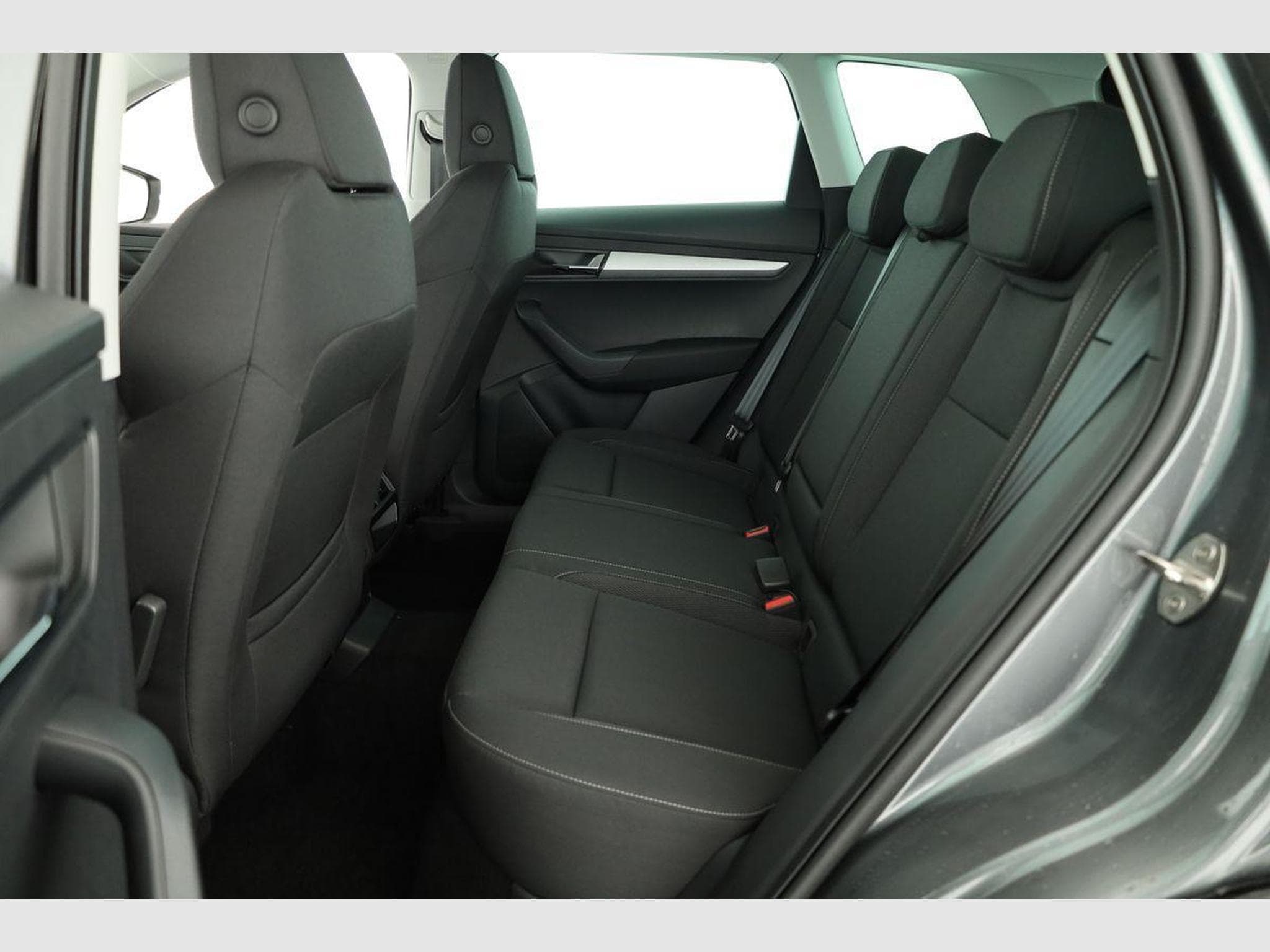 Skoda Karoq Selection (2025) - Foto 11