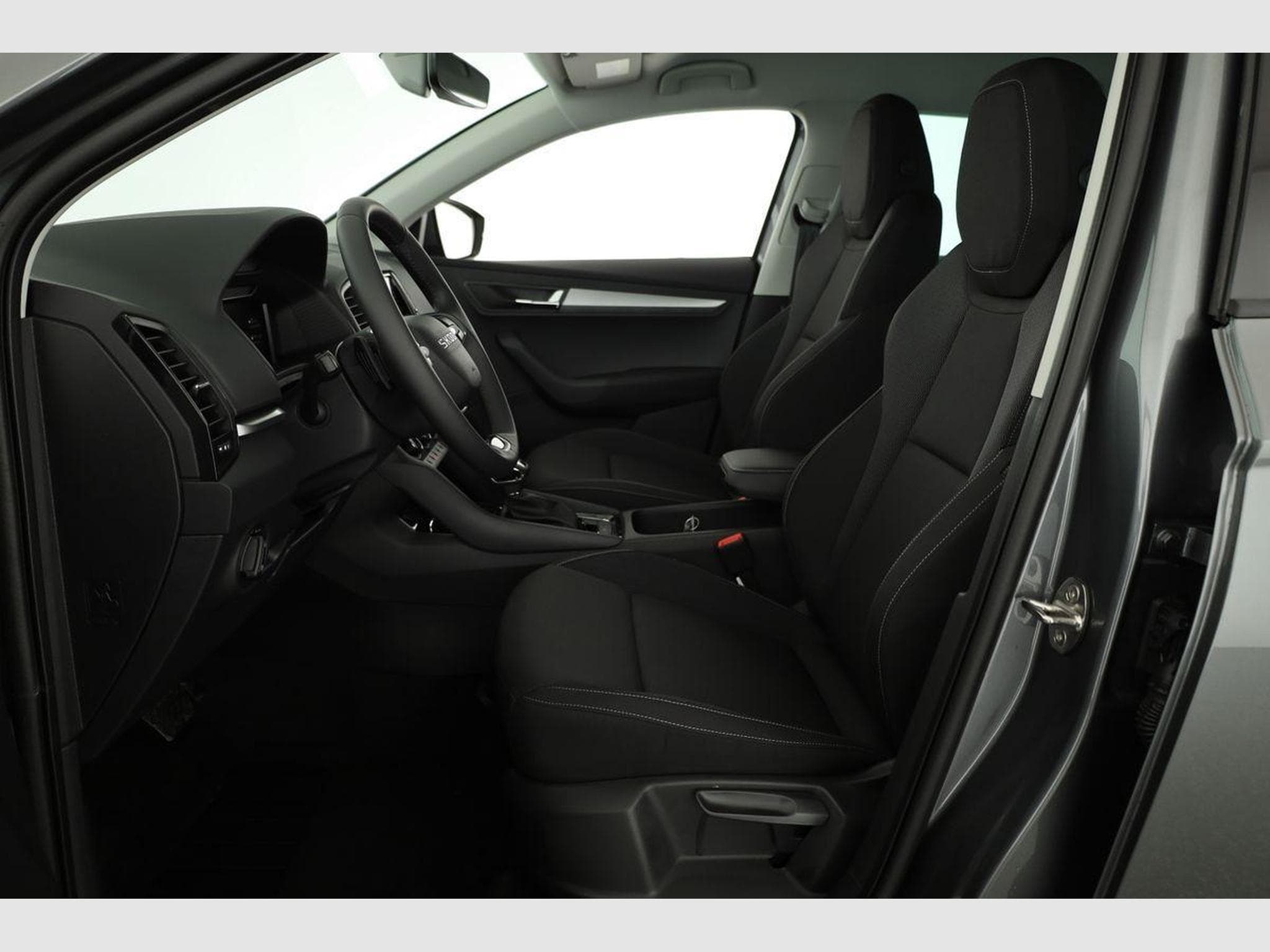 Skoda Karoq Selection (2025) - Photo 10