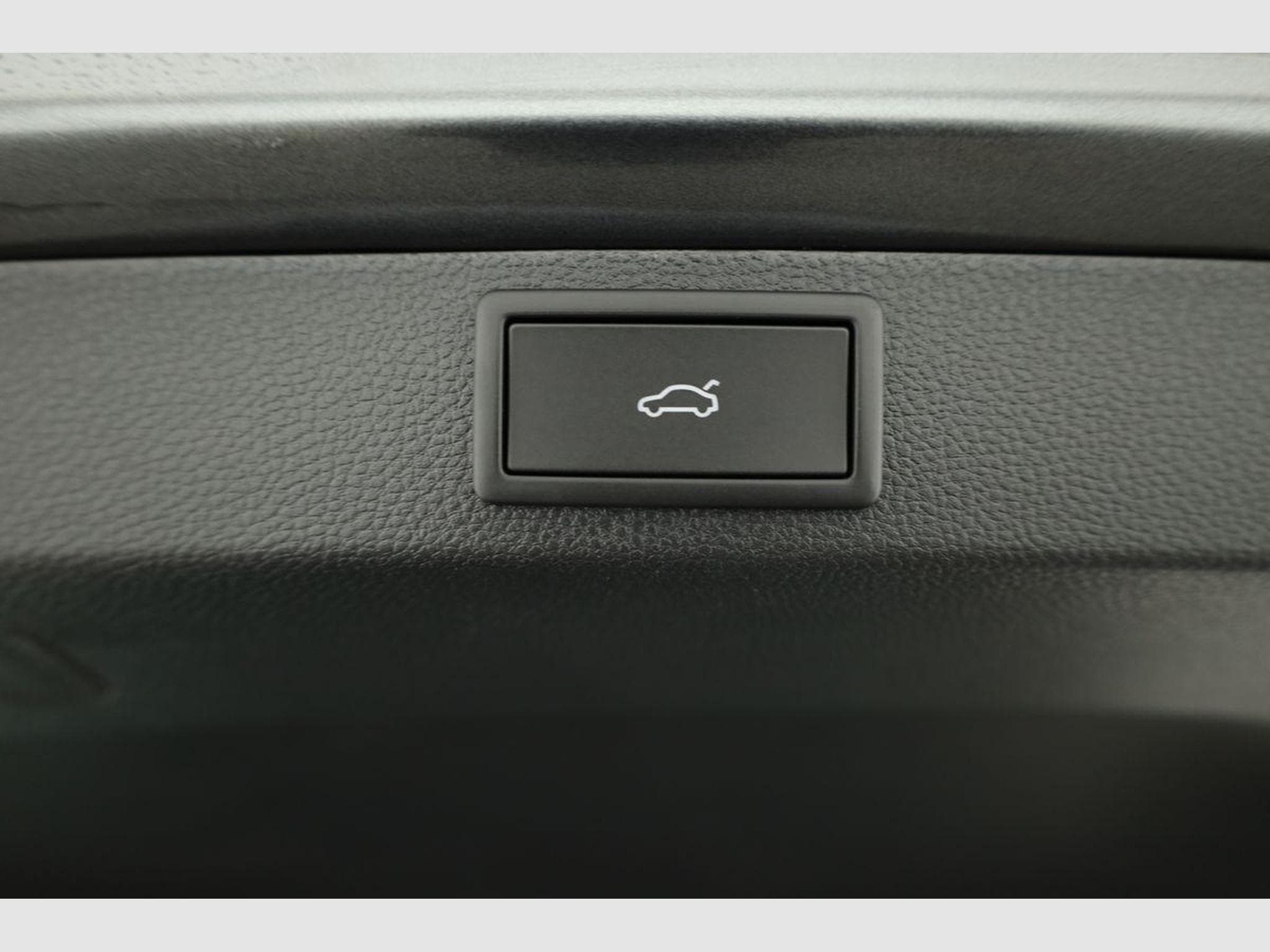 Skoda Karoq Selection (2025) - Photo 13