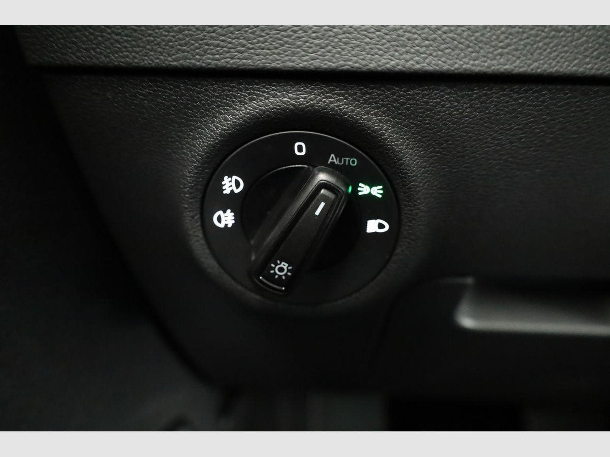 Skoda Karoq Selection (2025) - Photo 8