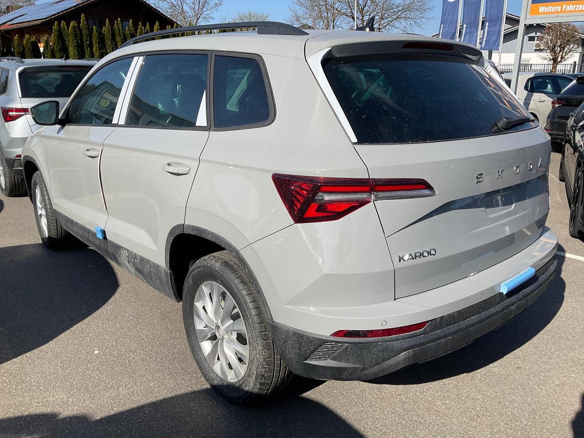 Skoda Karoq Selection (2025) - Photo 2