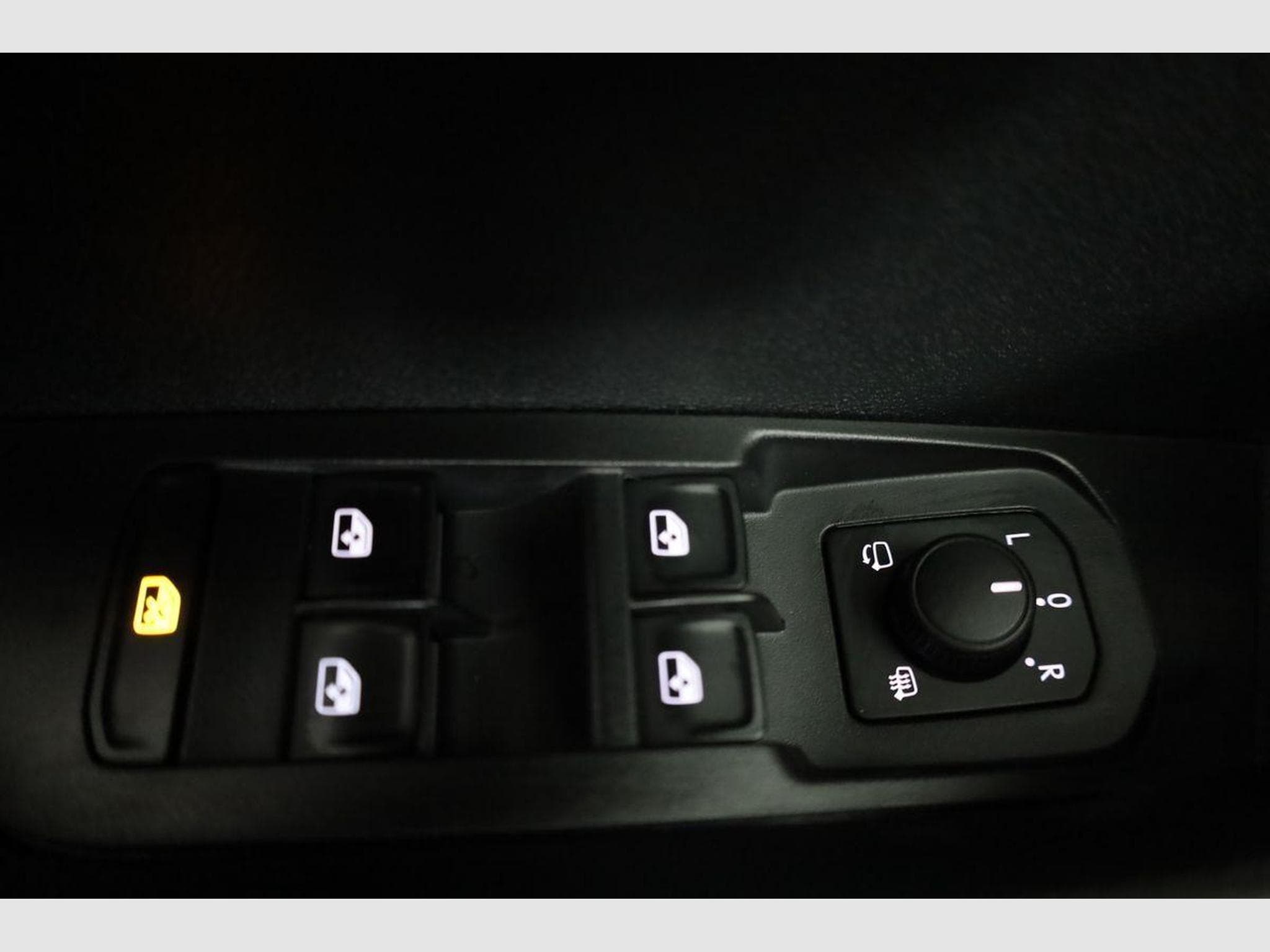 Skoda Karoq Selection (2026) - Foto 7