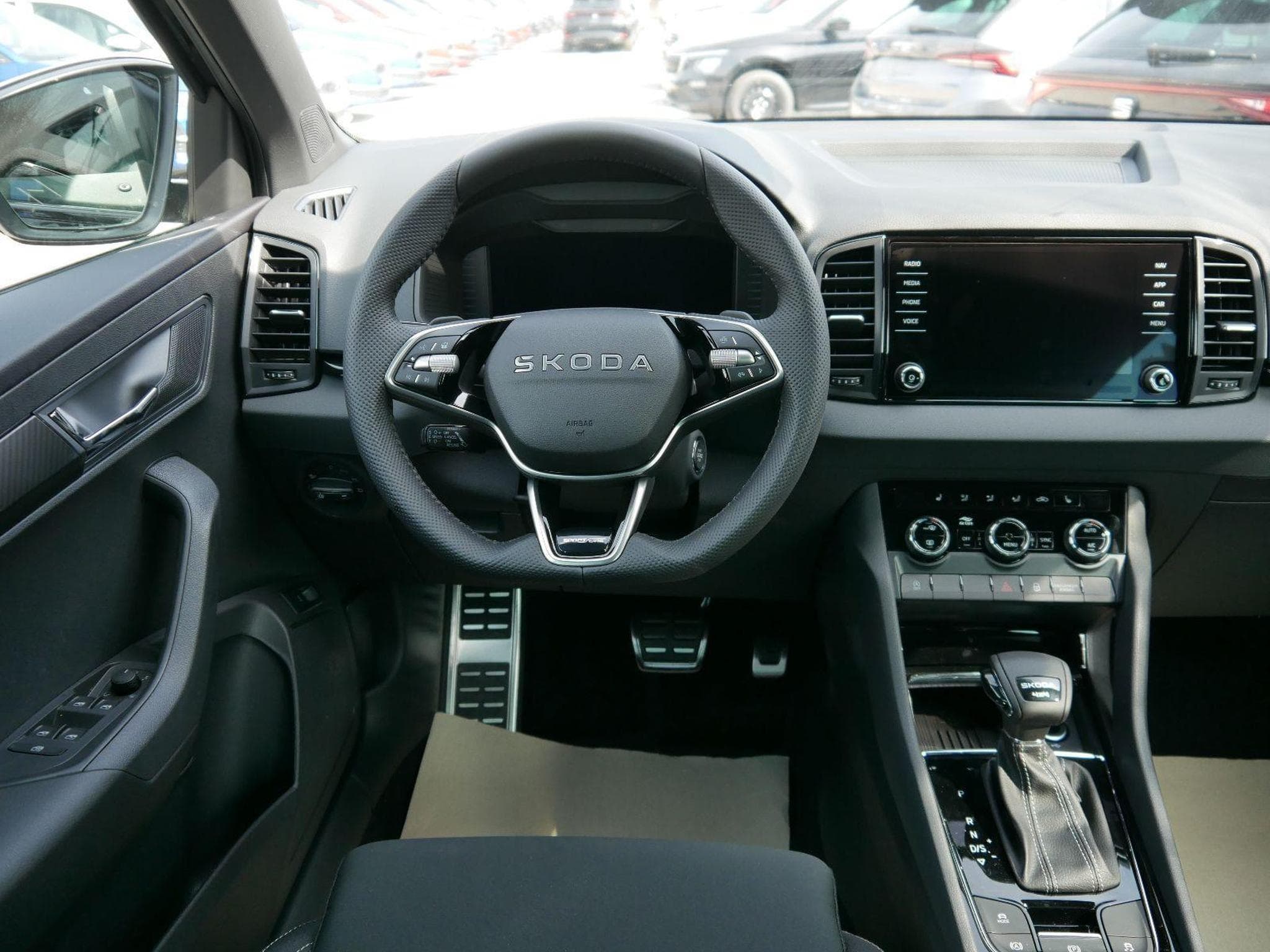Skoda Karoq Sportline (2026) - Photo 11