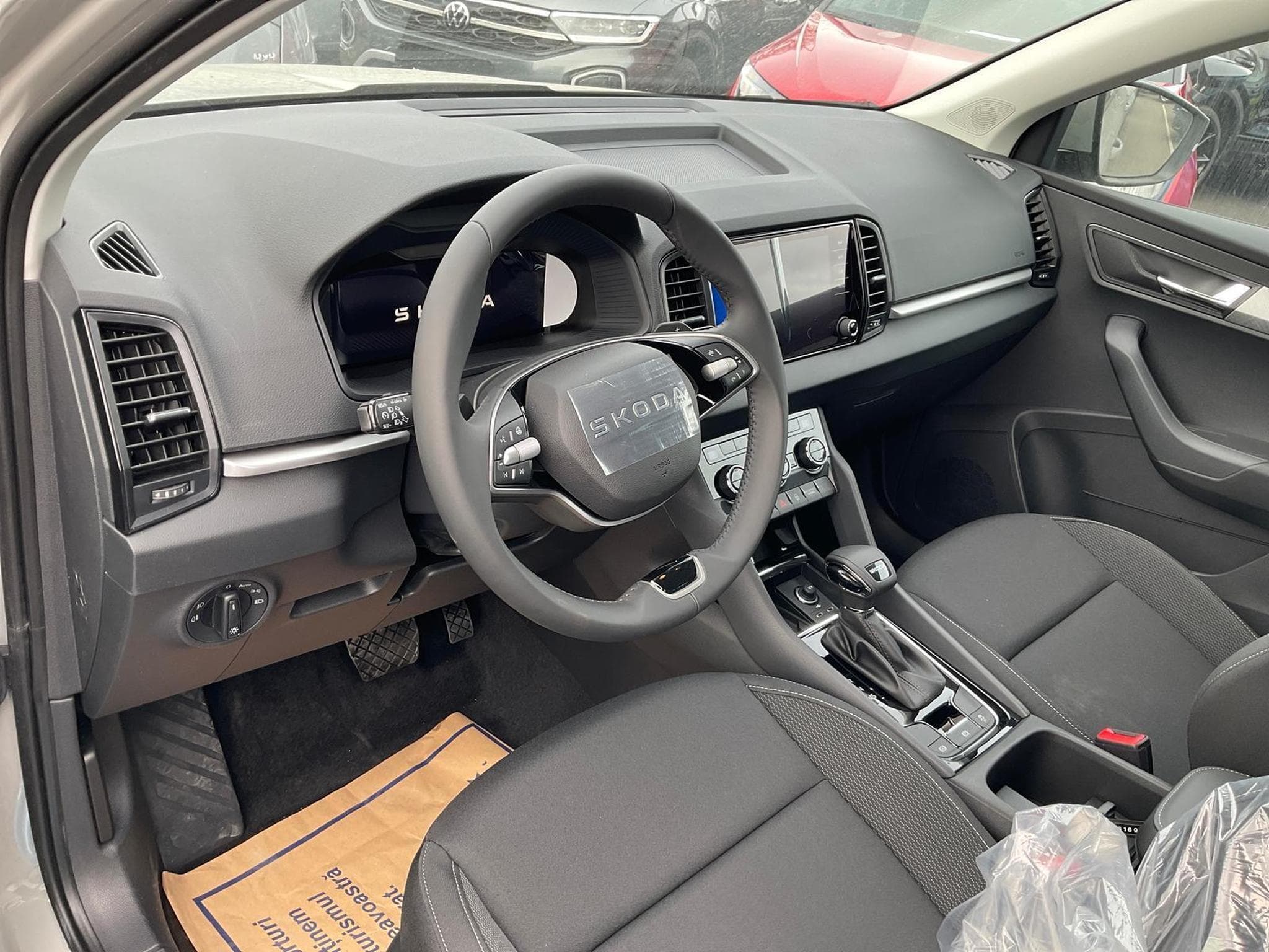 Skoda Karoq Selection (2025) - Photo 1