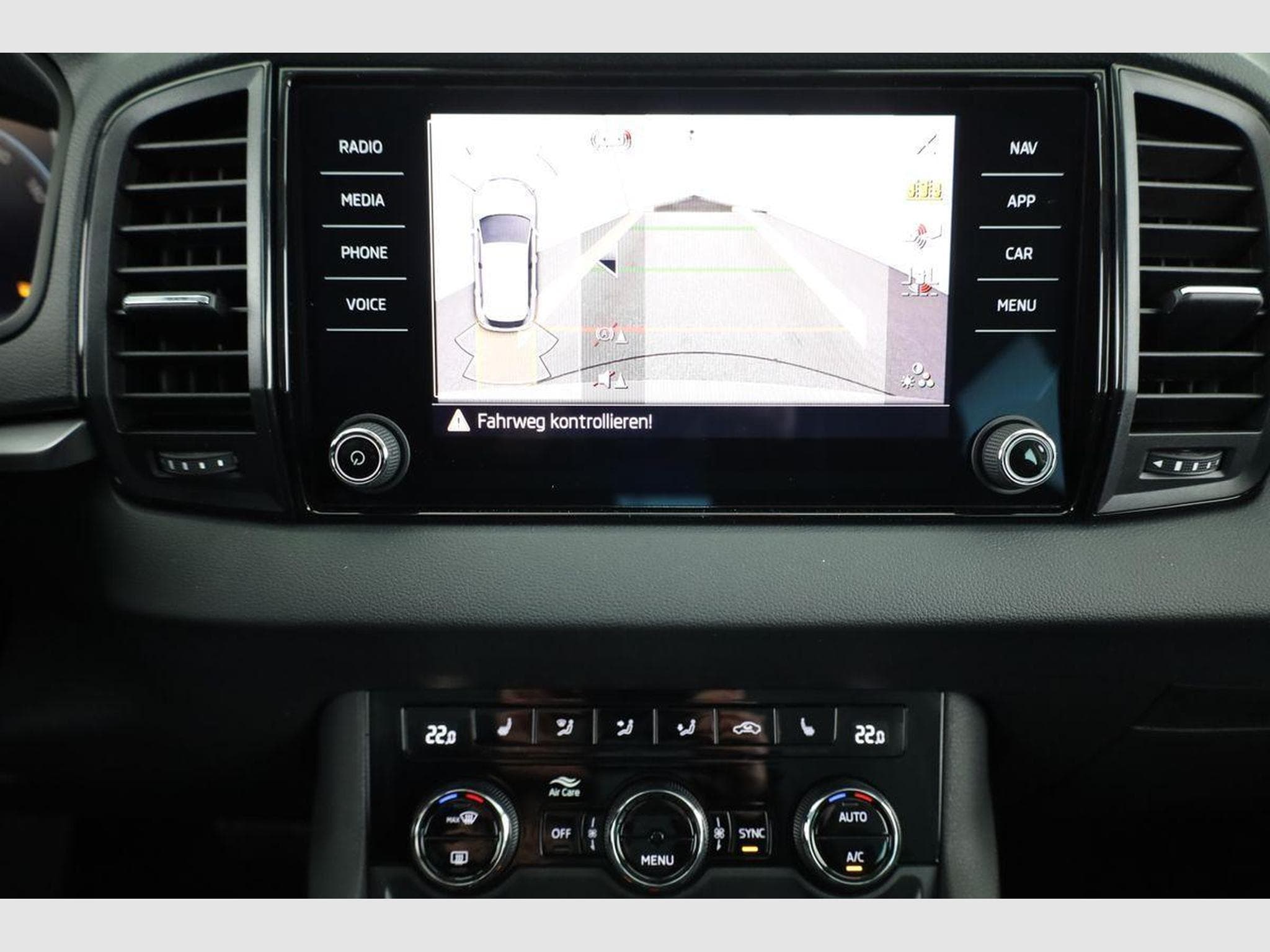 Skoda Karoq Selection (2026) - Photo 6