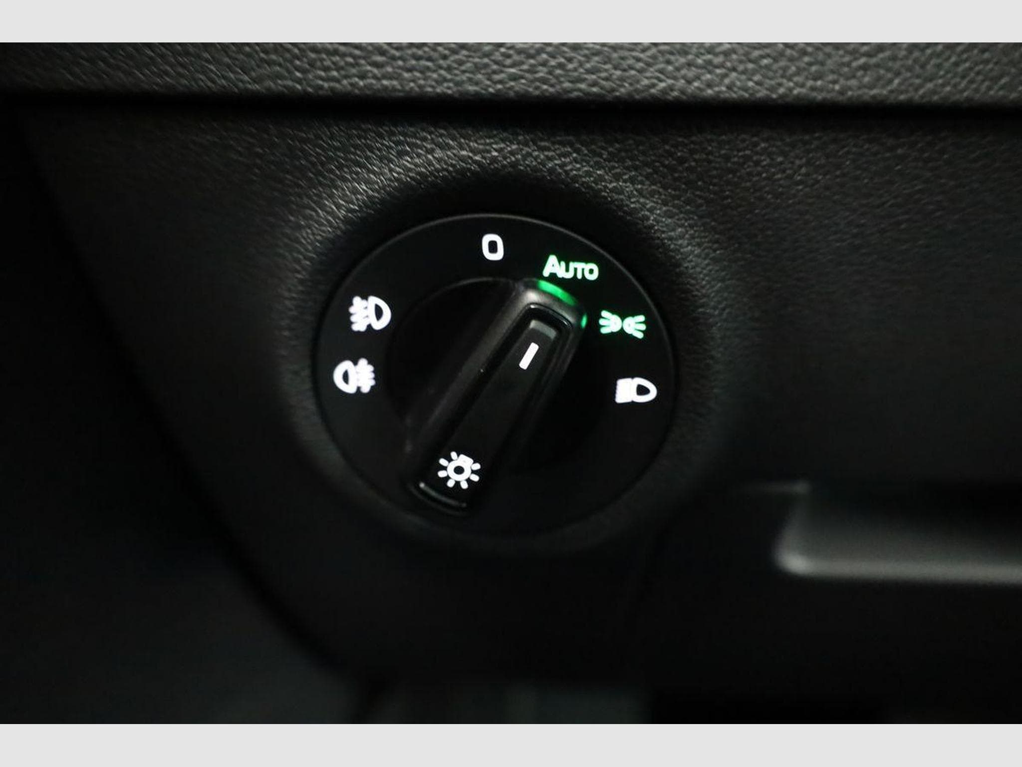 Skoda Karoq Selection (2025) - Photo 8