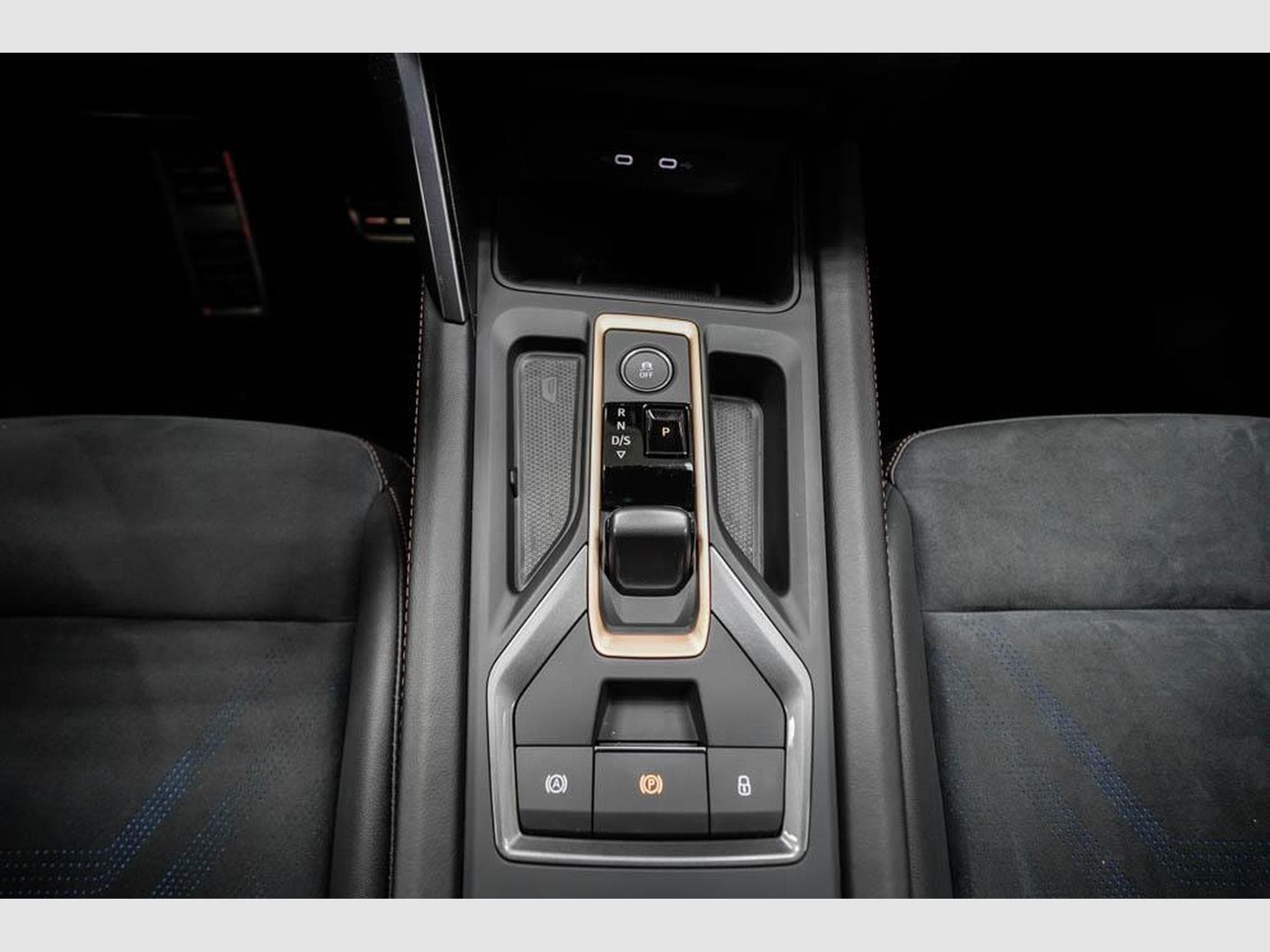 Cupra Leon ST 2,0 TSI (2025) - Photo 12