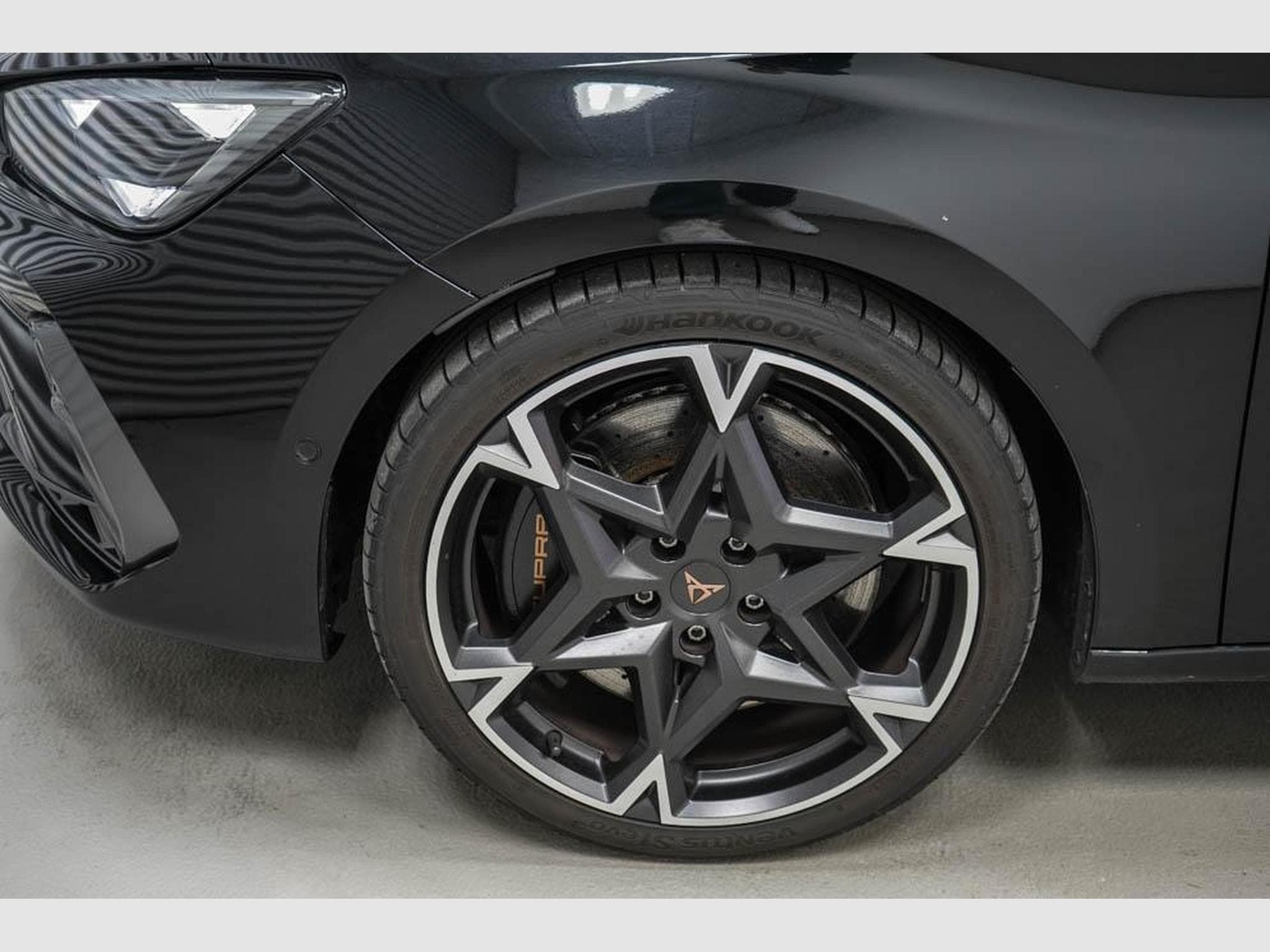 Cupra Leon ST 2,0 TSI (2025) - Photo 5