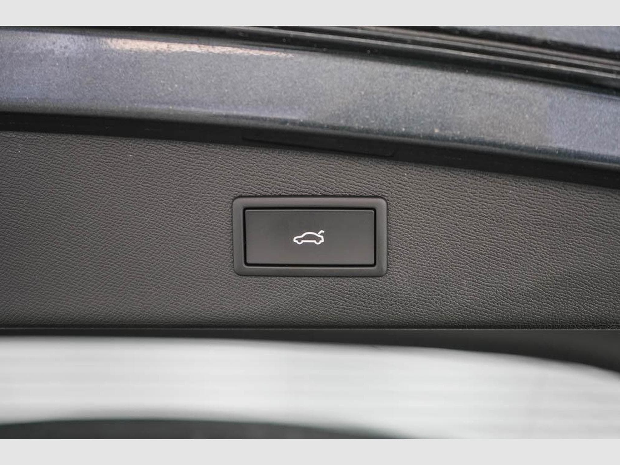 Cupra Leon ST 2,0 TSI (2025) - Photo 20