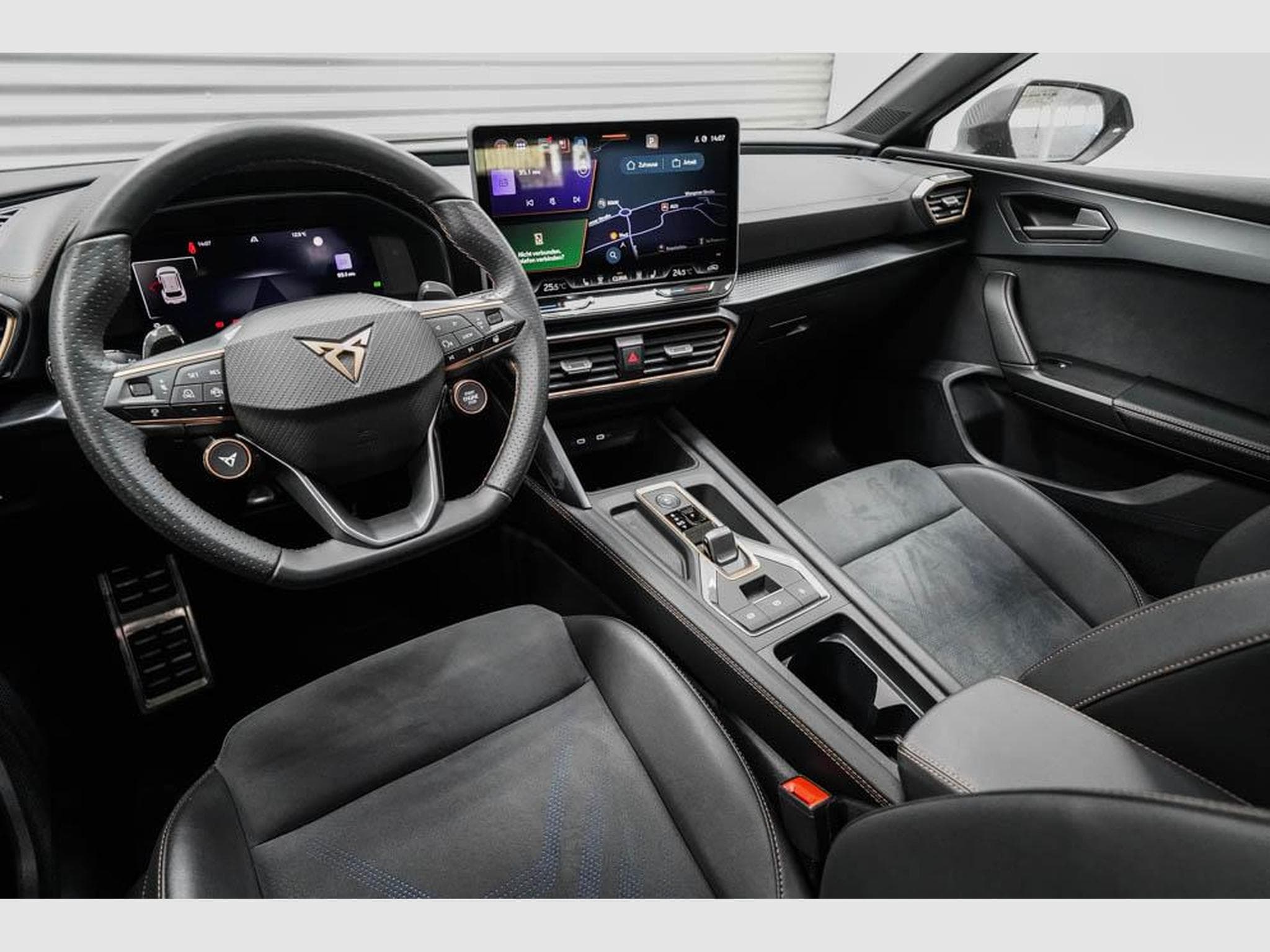 Cupra Leon ST 2,0 TSI (2025) - Photo 7