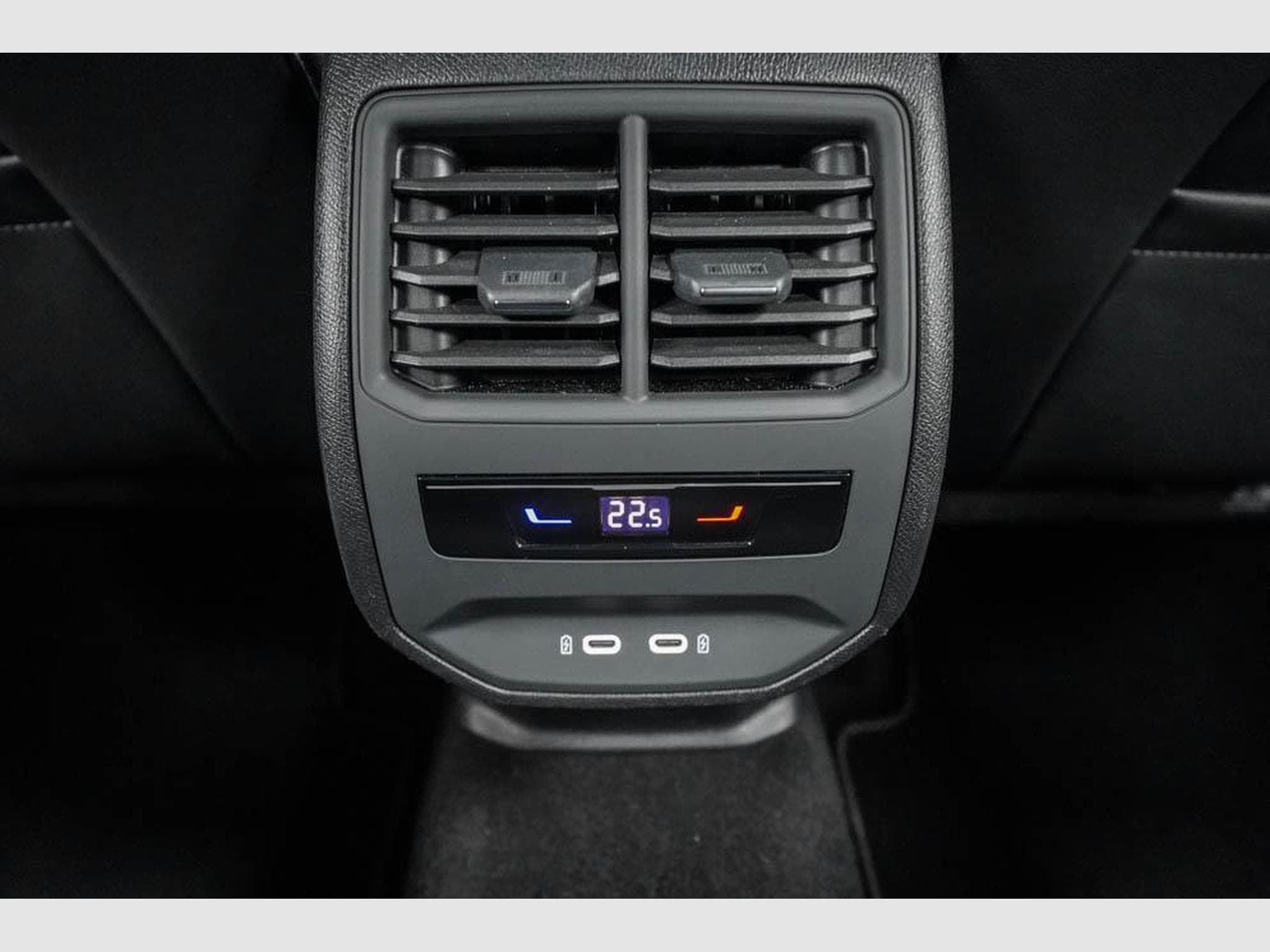 Cupra Leon ST 2,0 TSI (2025) - Photo 17