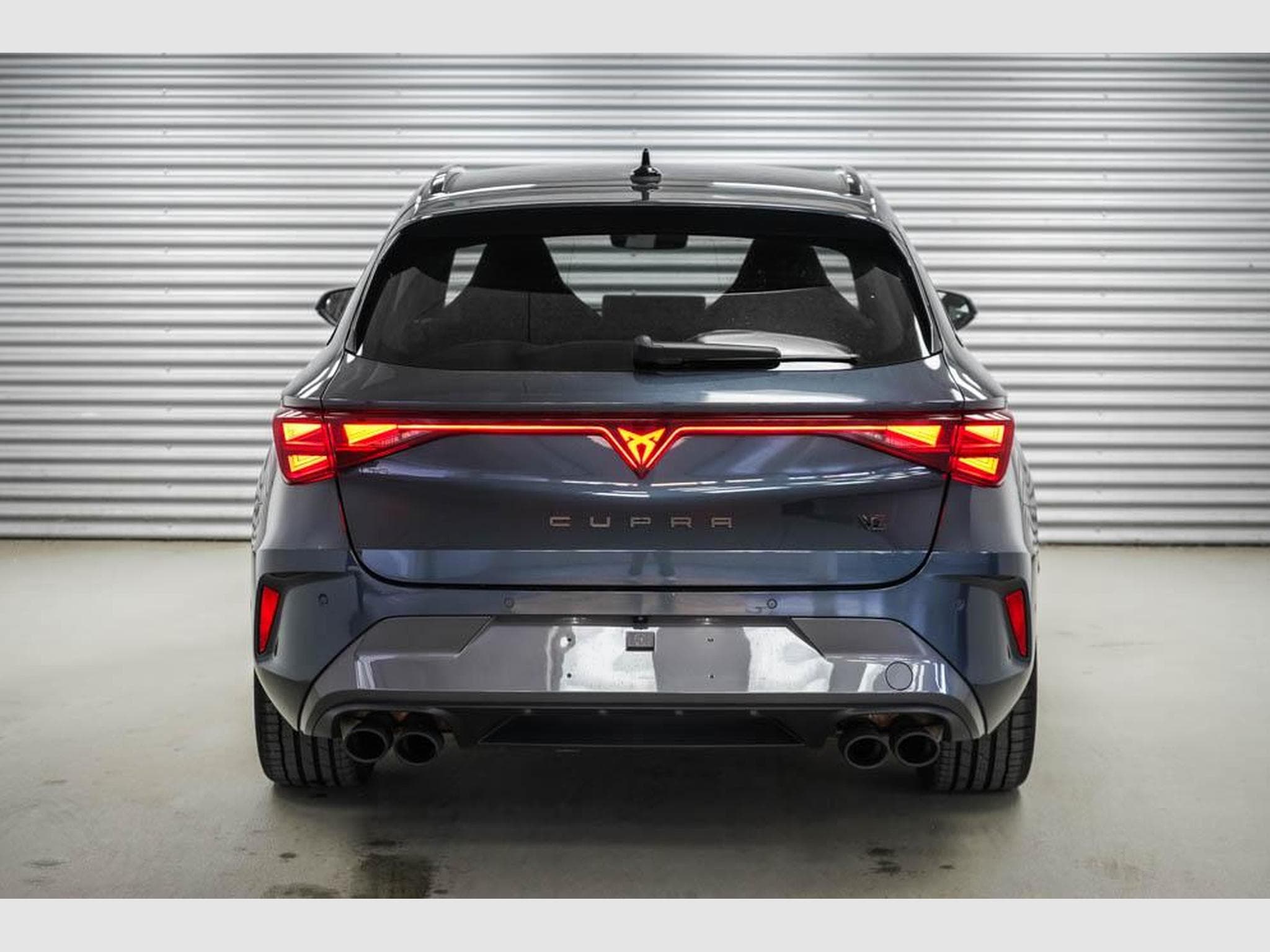 Cupra Leon ST 2,0 TSI (2025) - Photo 4