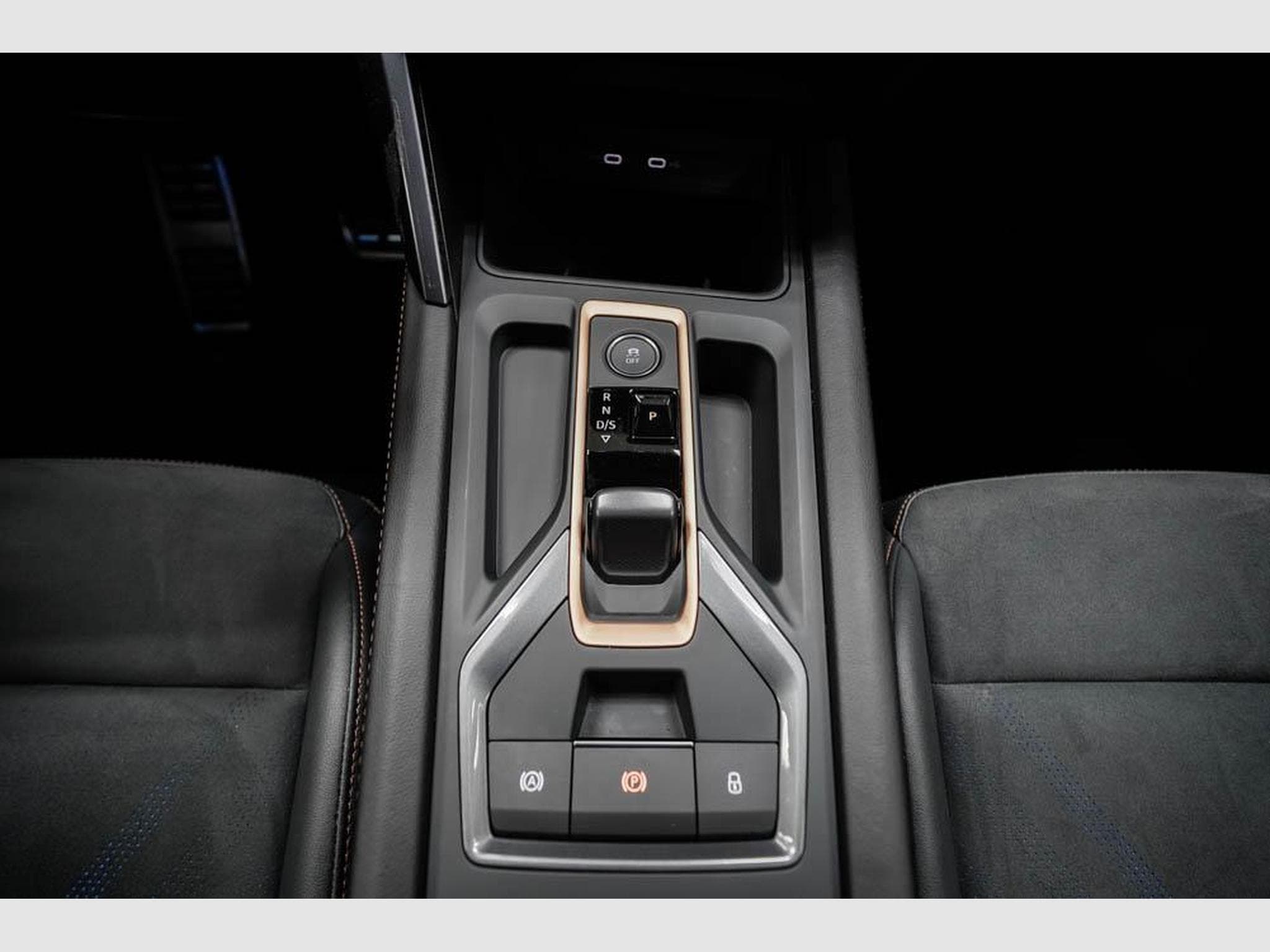 Cupra Leon ST 2,0 TSI (2025) - Photo 12