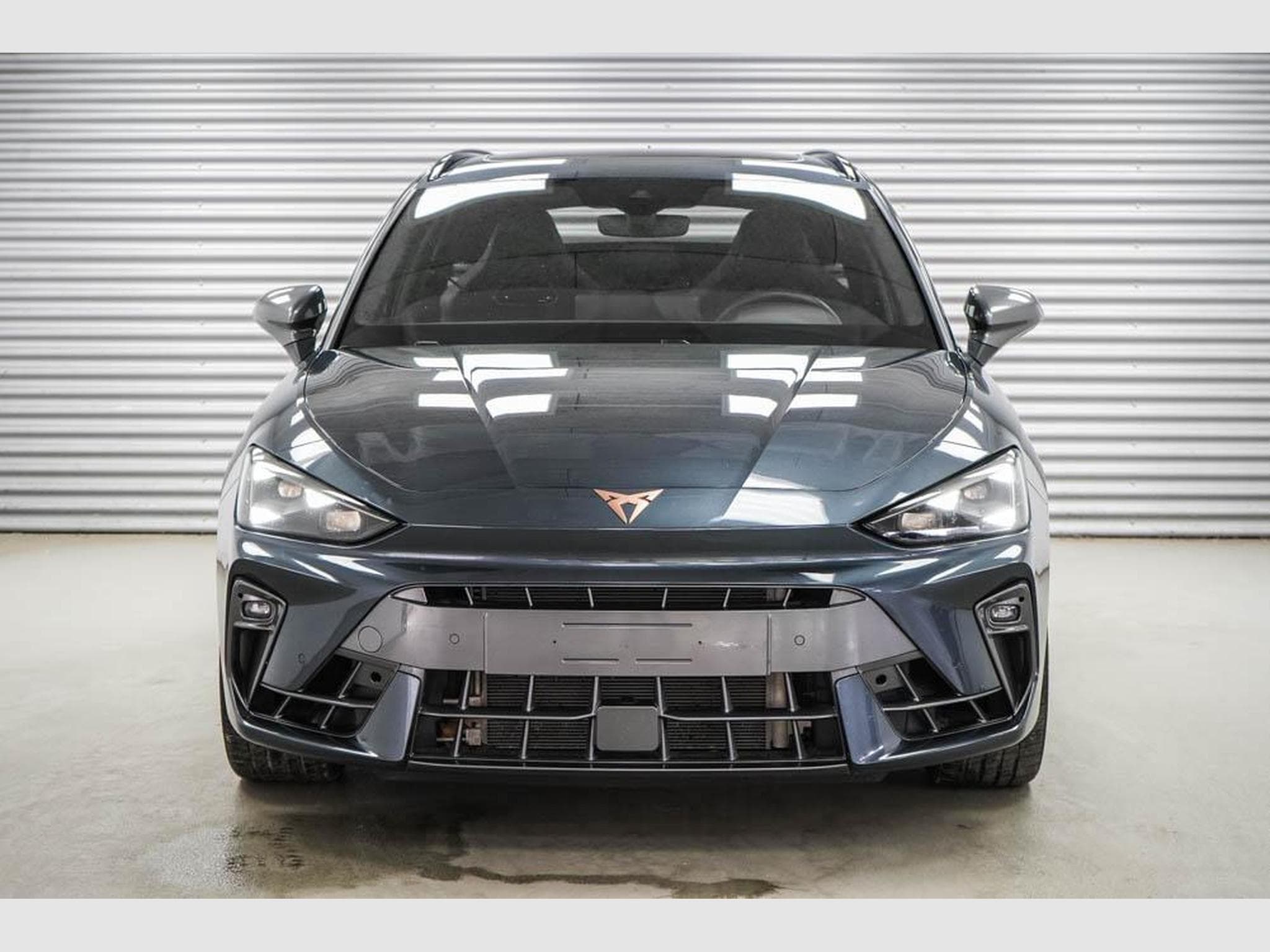 Cupra Leon ST 2,0 TSI (2025) - Photo 2