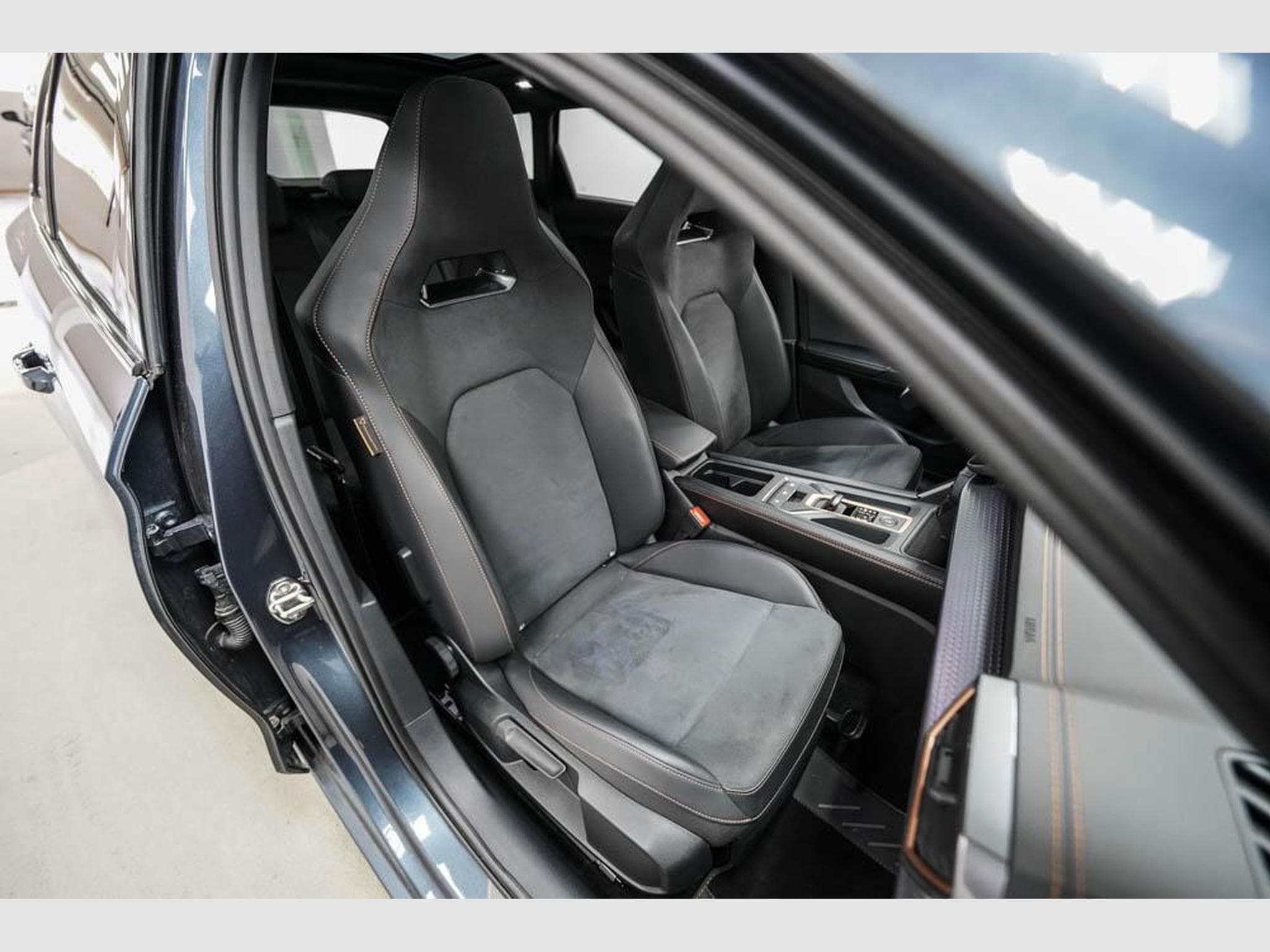 Cupra Leon ST 2,0 TSI (2025) - Foto 22