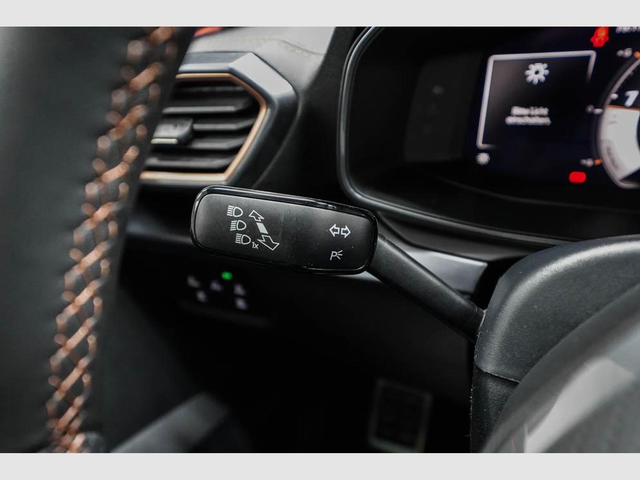 Cupra Leon ST 2,0 TSI (2025) - Photo 10