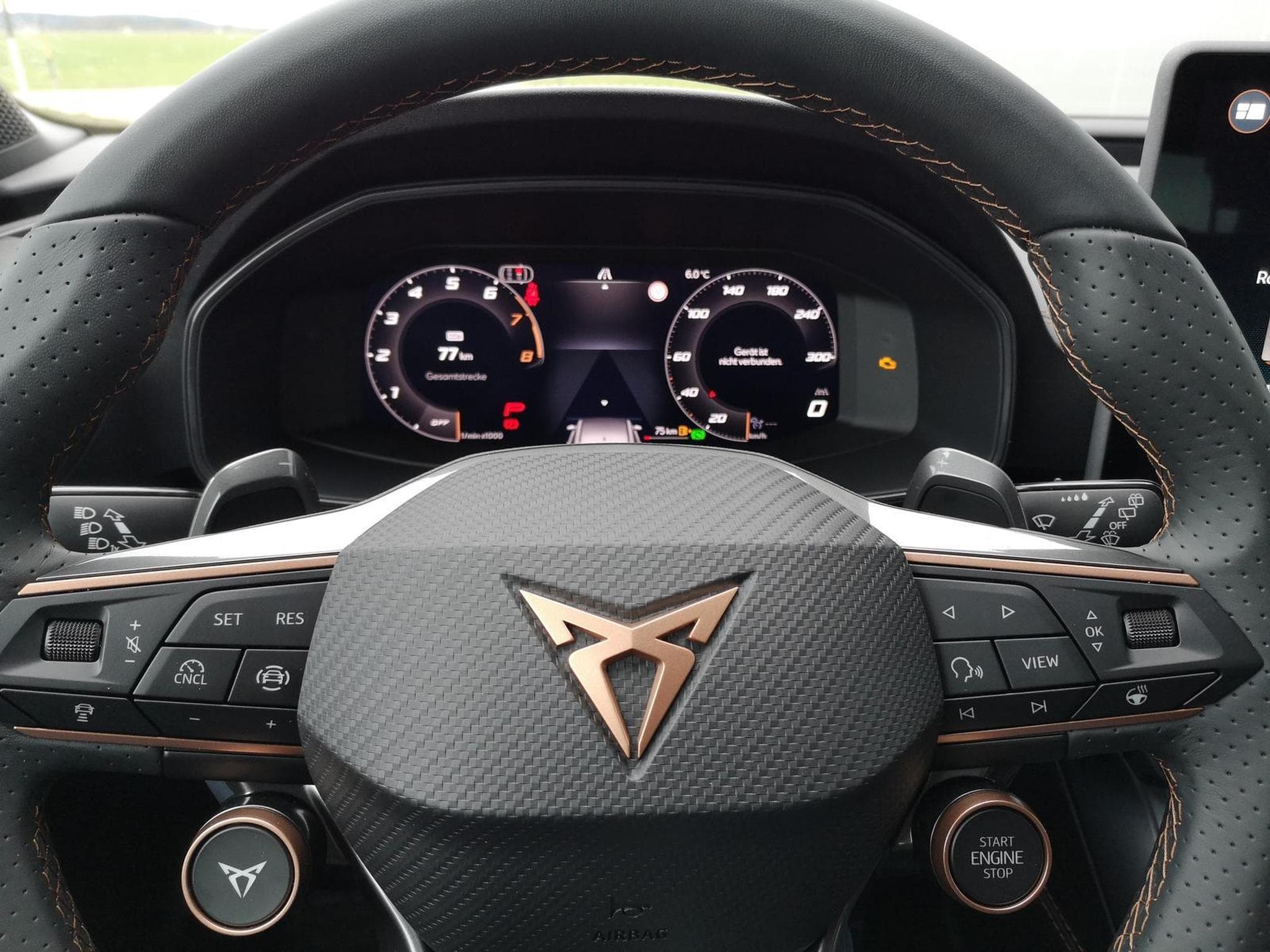 Cupra Leon 1.5 eTSI 110 kW (2026) - Photo 4