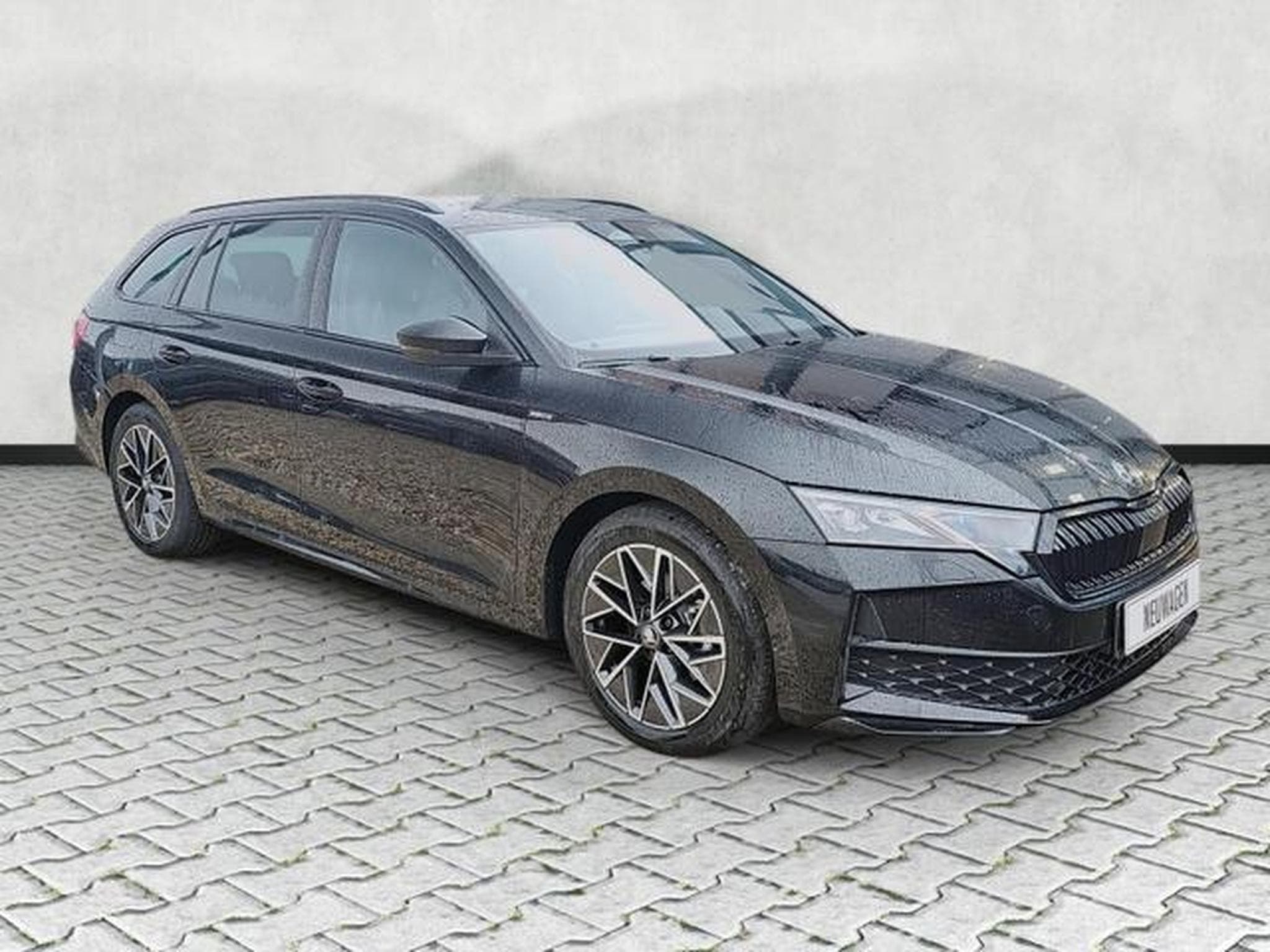 Skoda Octavia 1.5 TSI mHEV 110 kW Sportline (2025) - Photo 1