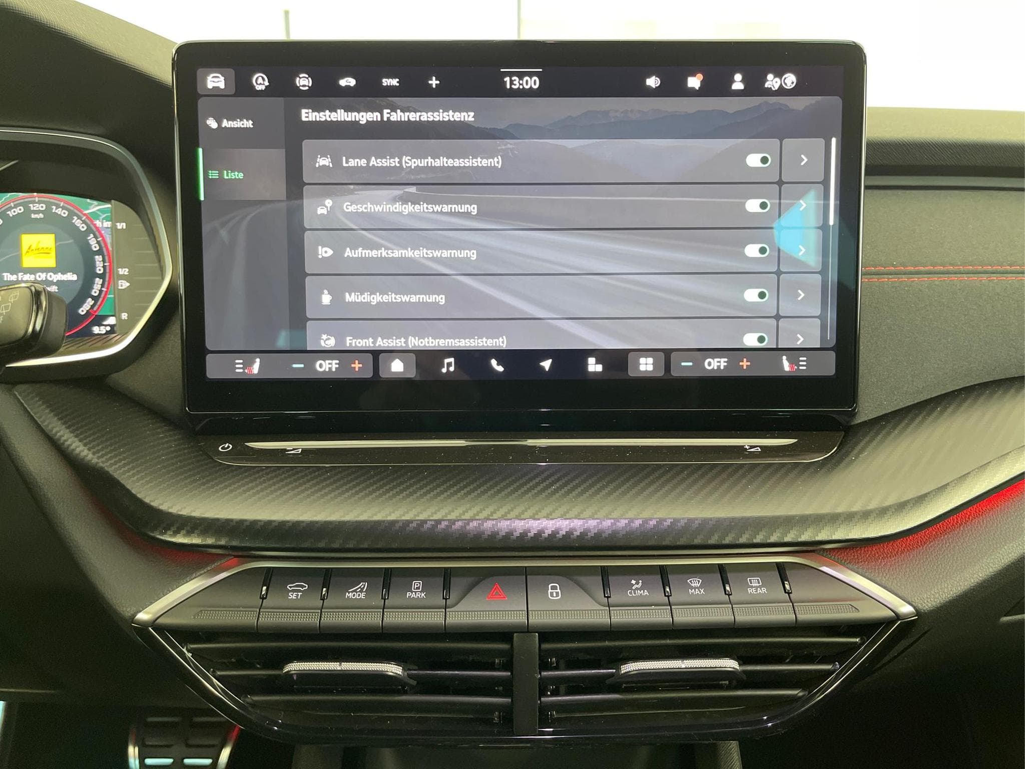 Skoda Octavia RS (2026) - Photo 11