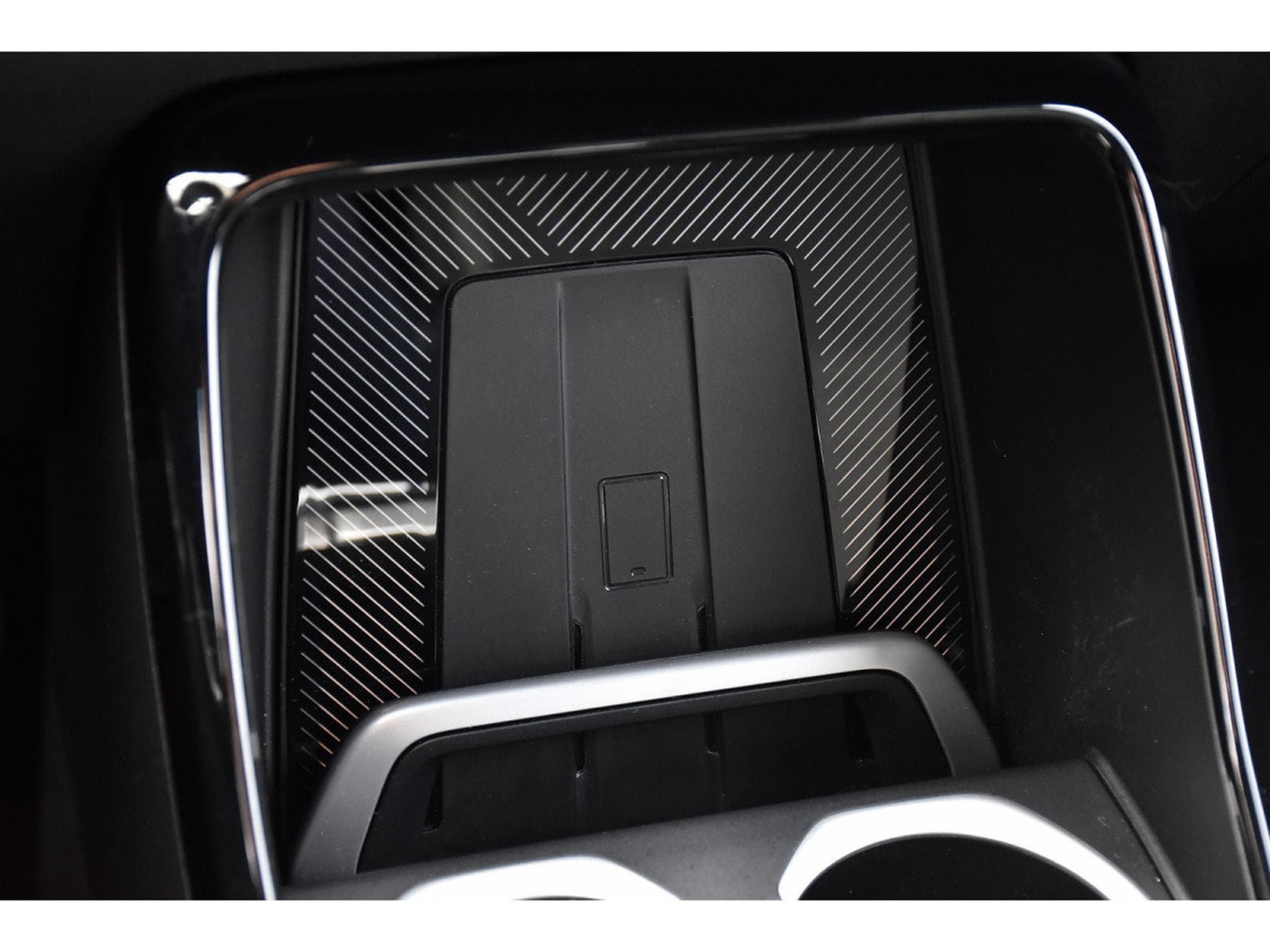 BMW iX2 xDrive30 M Sport CUIR GPS LANE CAM PARK JA19 KEYLESS 1° MAIN (2024) - Photo 20