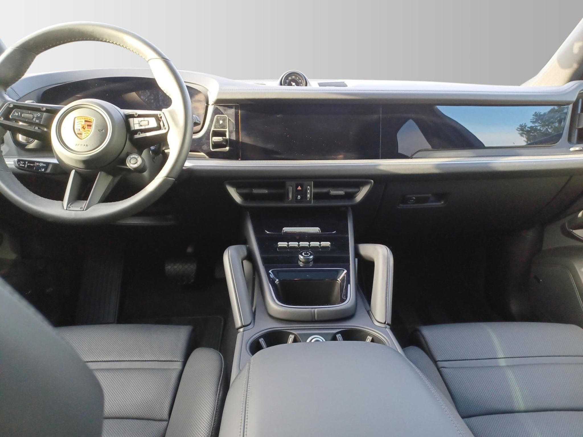 Porsche Cayenne E-Hybrid (2025) - Photo 9