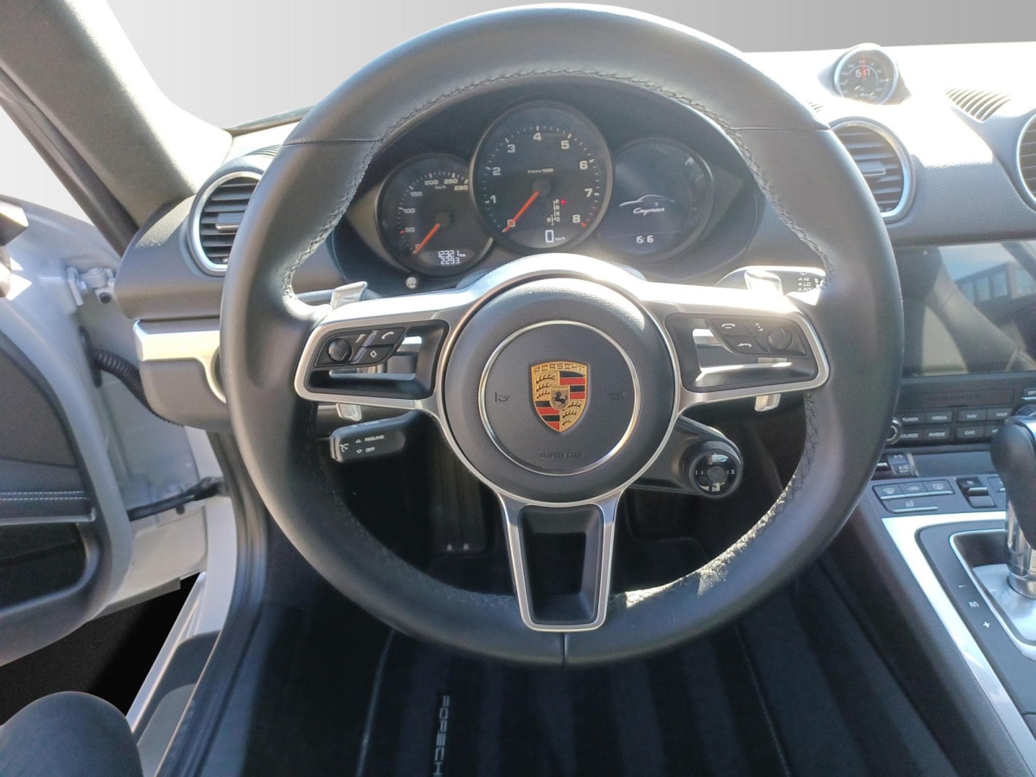 Porsche Cayman 718 Style Edition (2025) - Photo 9