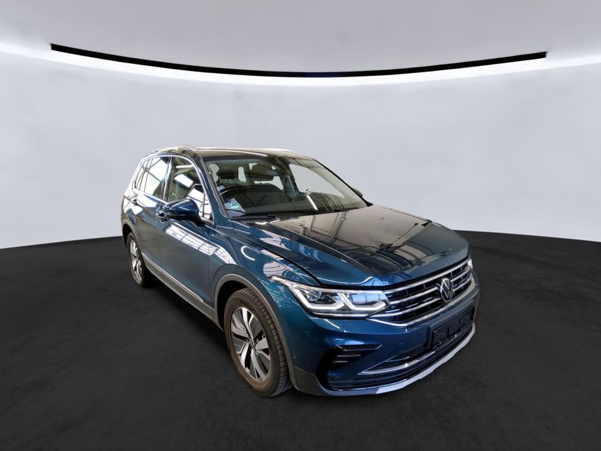 VW Tiguan Elegance 1.4 eHybrid TSI 245CV DSG6 *360°* MATRIX *ACC * (2021) - Photo 3