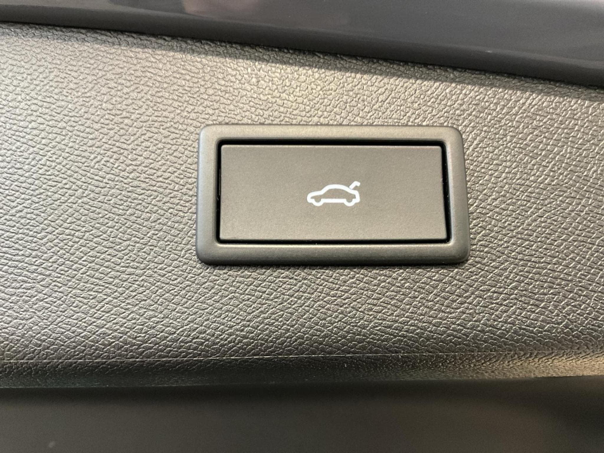 Cupra Leon ST+Pure-Perf.+DSG+Sennheiser+AHK (2025) - Photo 18