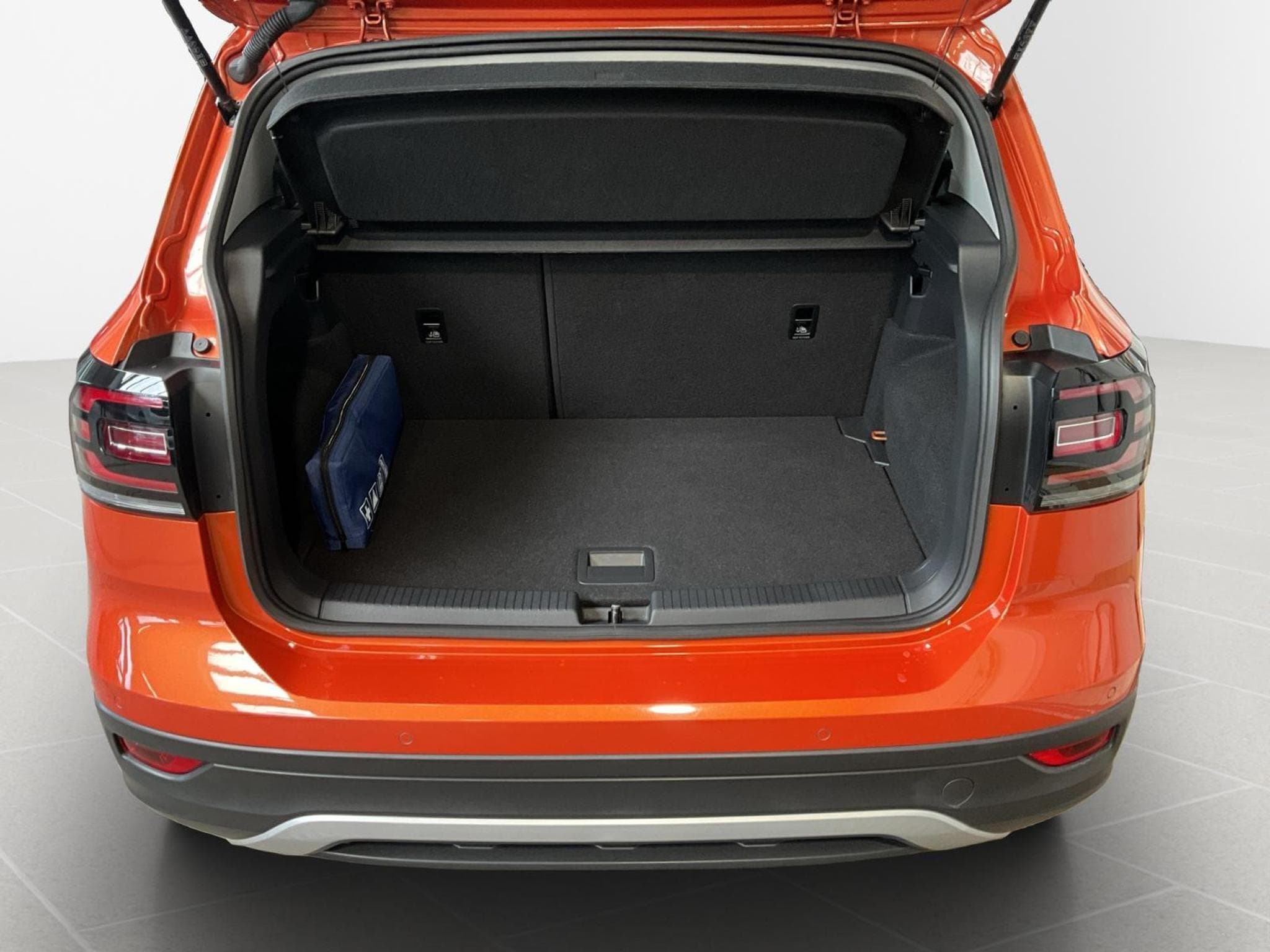 VW T-Cross Life+DSG+RearView+LED (2022) - Foto 16