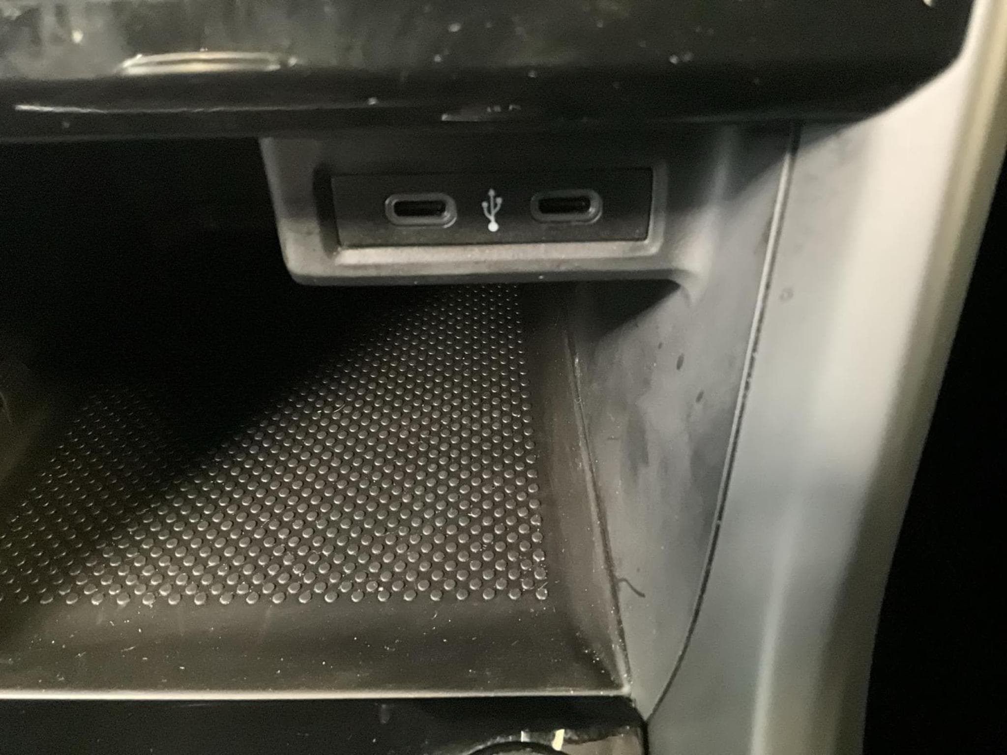 VW T-Cross Life+DSG+RearView+LED (2022) - Foto 19