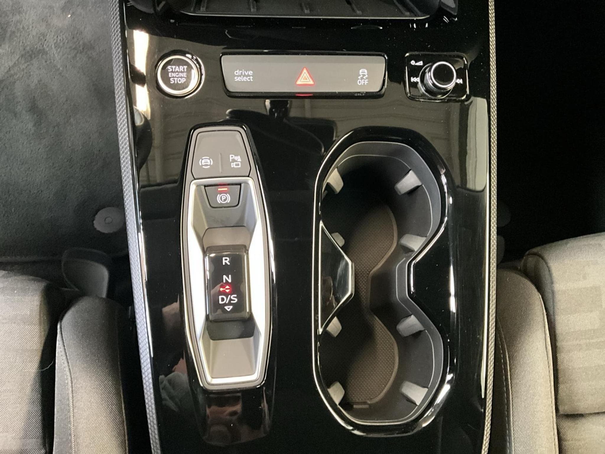 Audi A5 Avant+TDI+S-Tronic (2025) - Photo 12