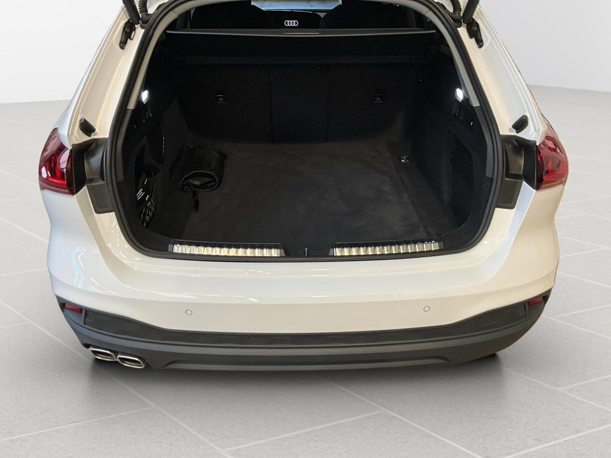 Audi A5 Avant+TDI+S-Tronic (2025) - Photo 16