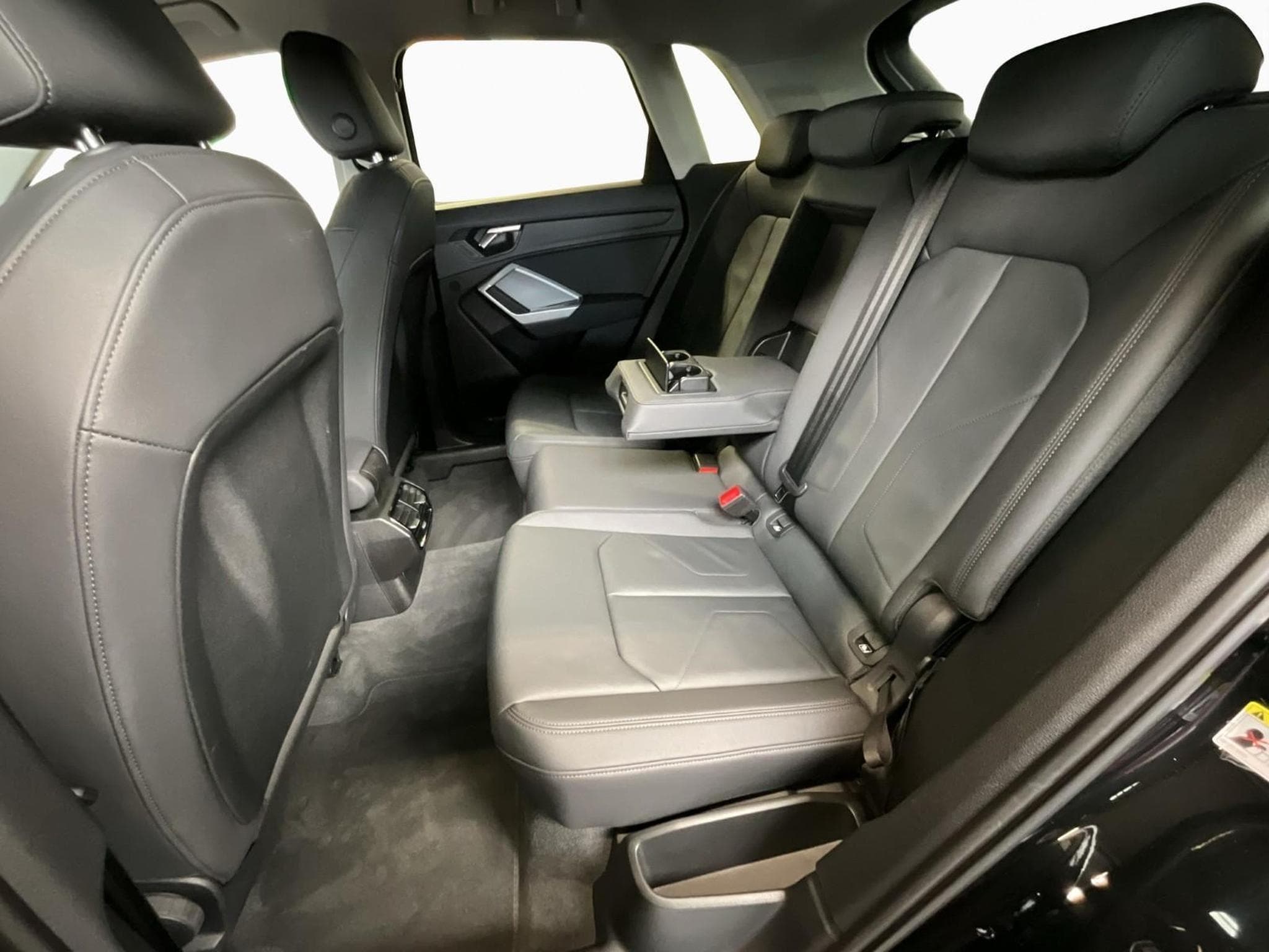 Audi Q3 Advanced+35TDI+S-Tronic+Led (2025) - Photo 15