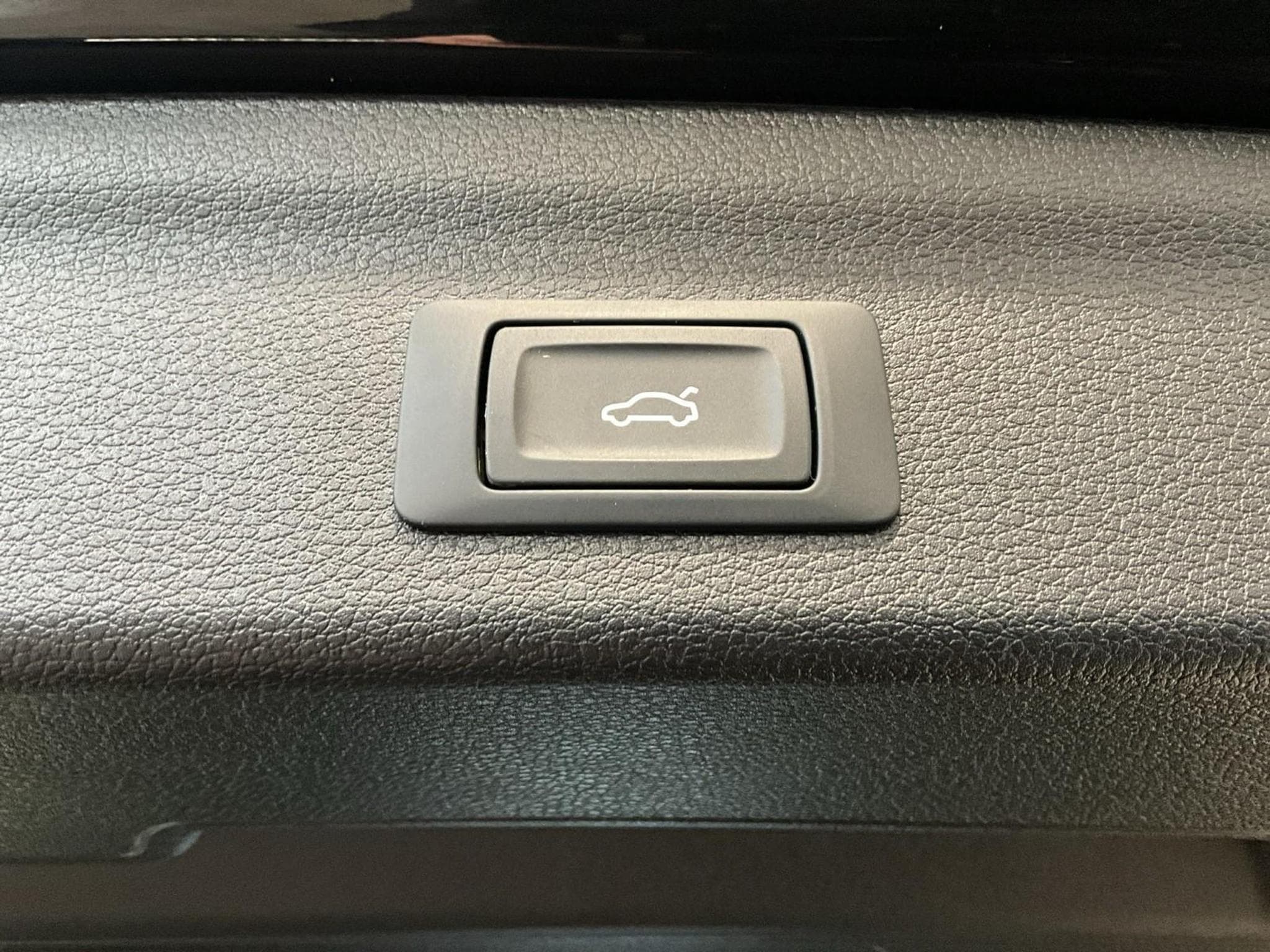 Audi Q3 Advanced+35TDI+S-Tronic+Led (2025) - Photo 18