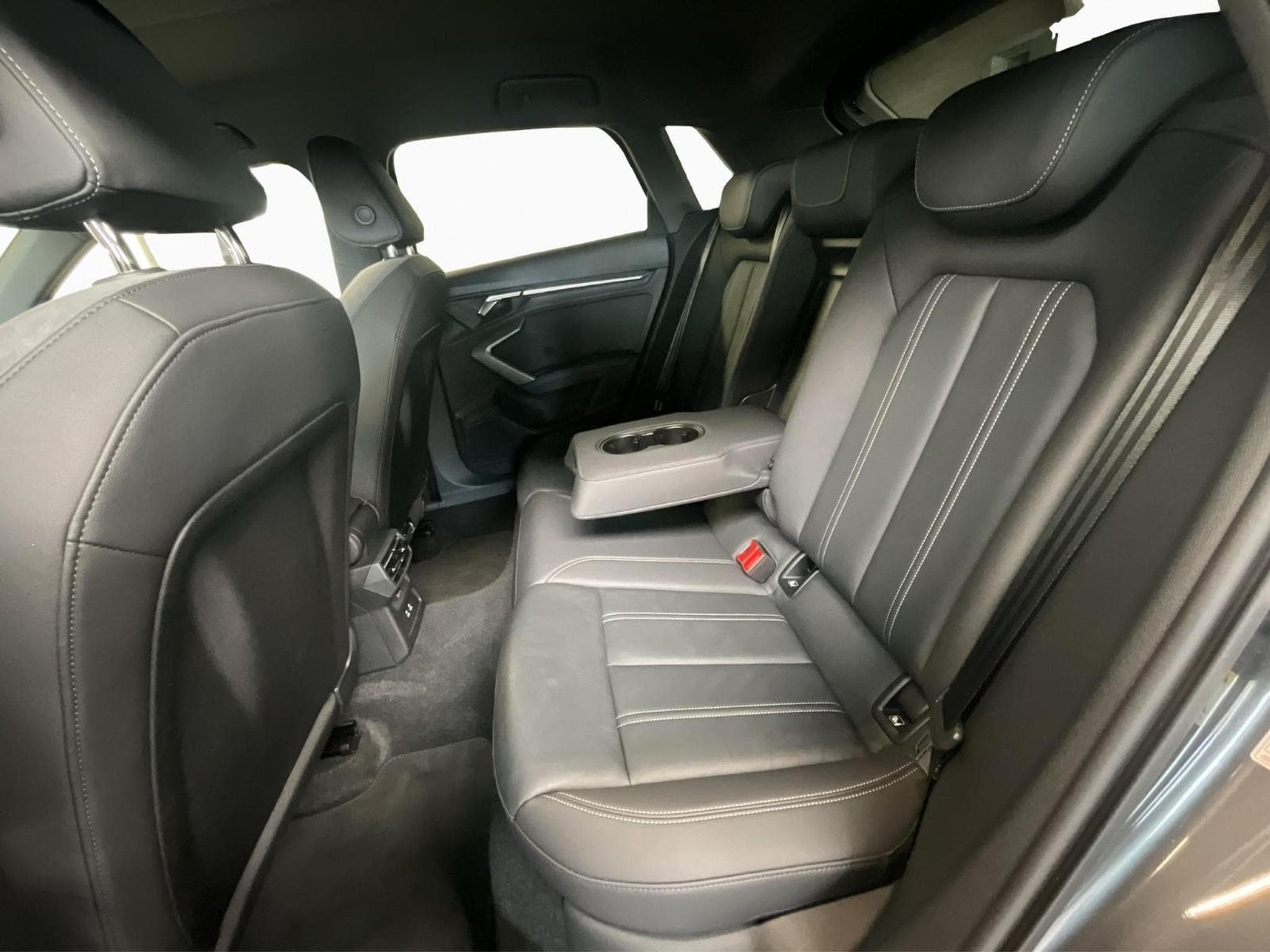 Audi A3 SB+S-line+S-Tronic+LED+Navi (2025) - Photo 15