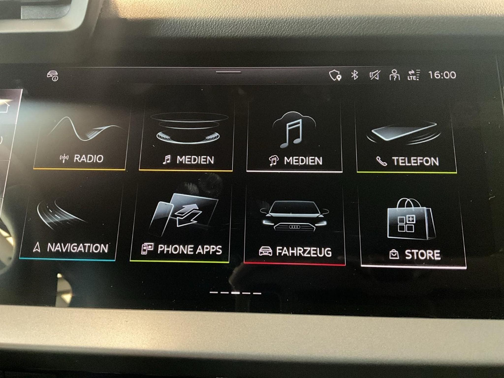 Audi A3 SB+S-line+S-Tronic+LED+Navi (2025) - Photo 18