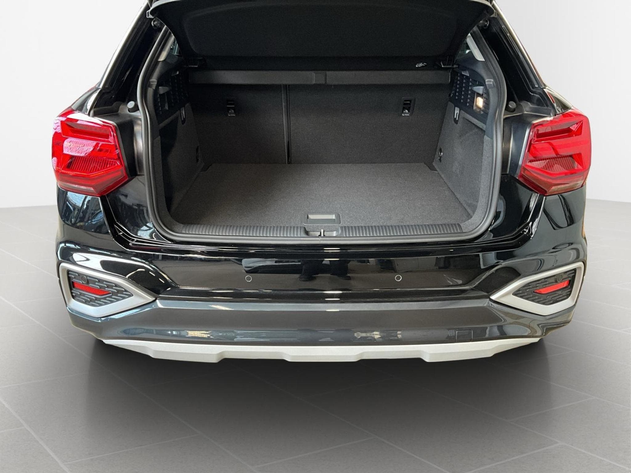 Audi Q2 Advenced+S-Tronic+35tfsi+Led (2025) - Photo 16