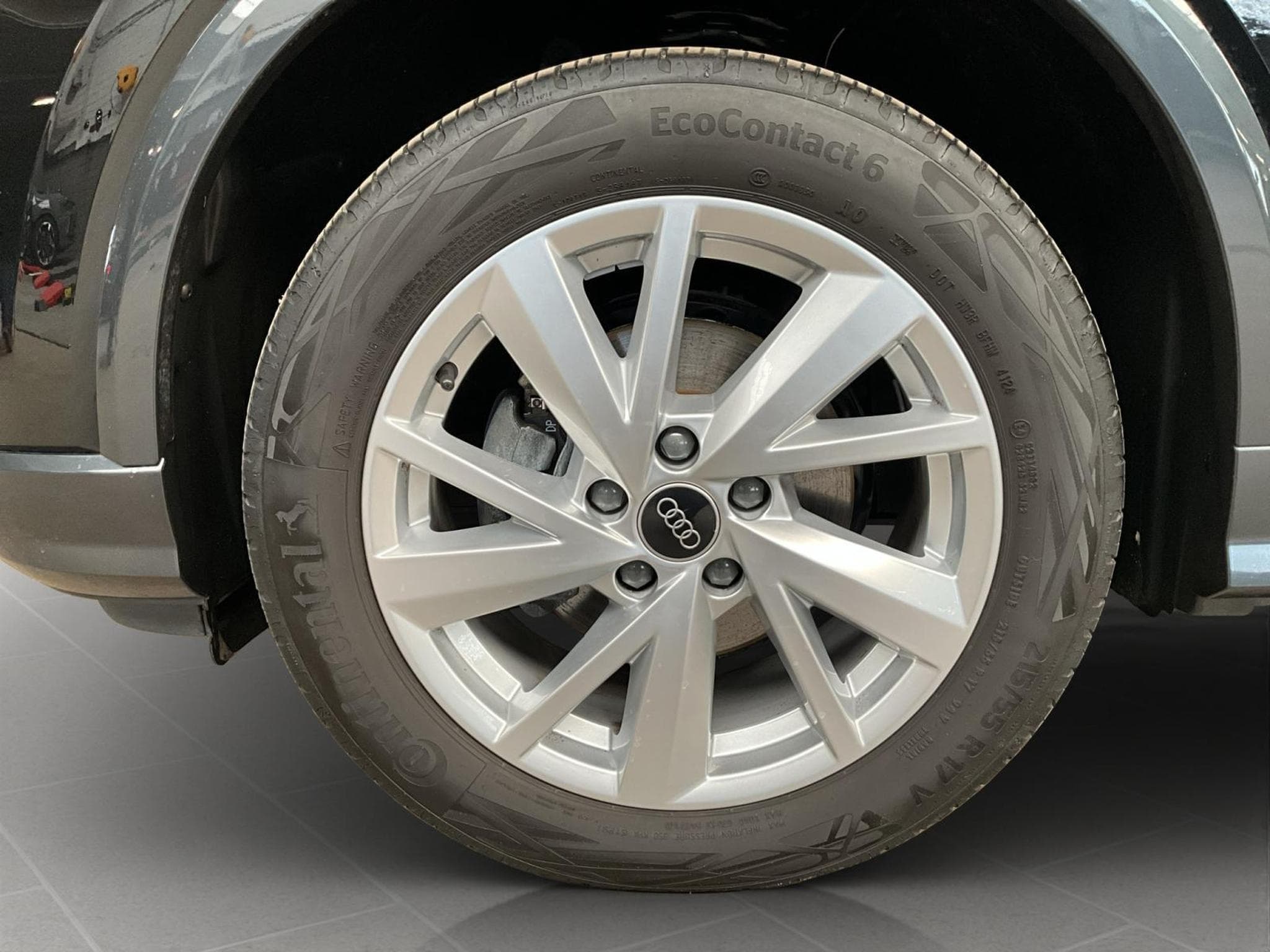 Audi Q2 Advenced+S-Tronic+35tfsi+Led (2025) - Photo 8