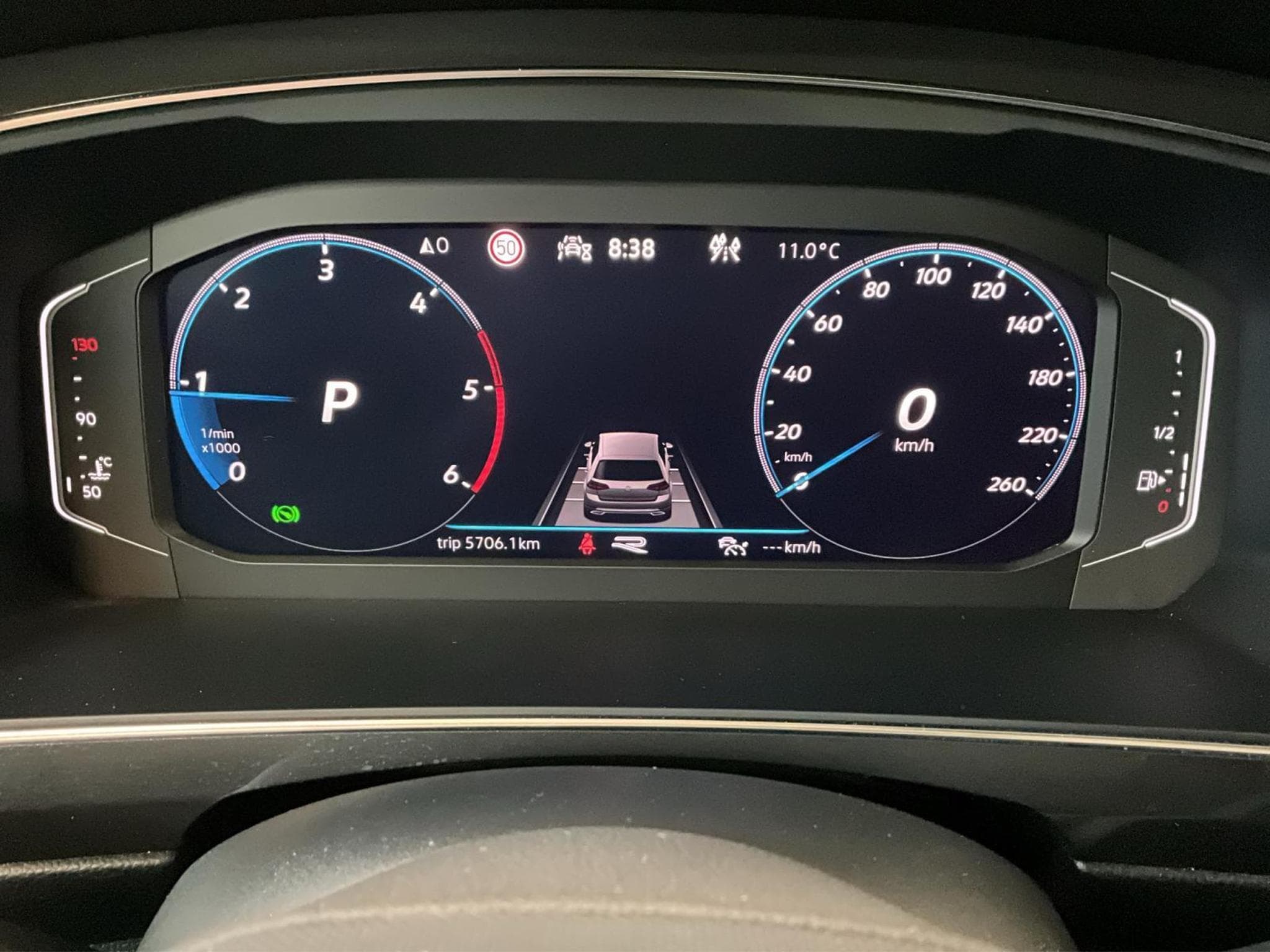 VW Tiguan Allspace+R-Line+DSG+Black-Style+Pano+AHK (2024) - Foto 11