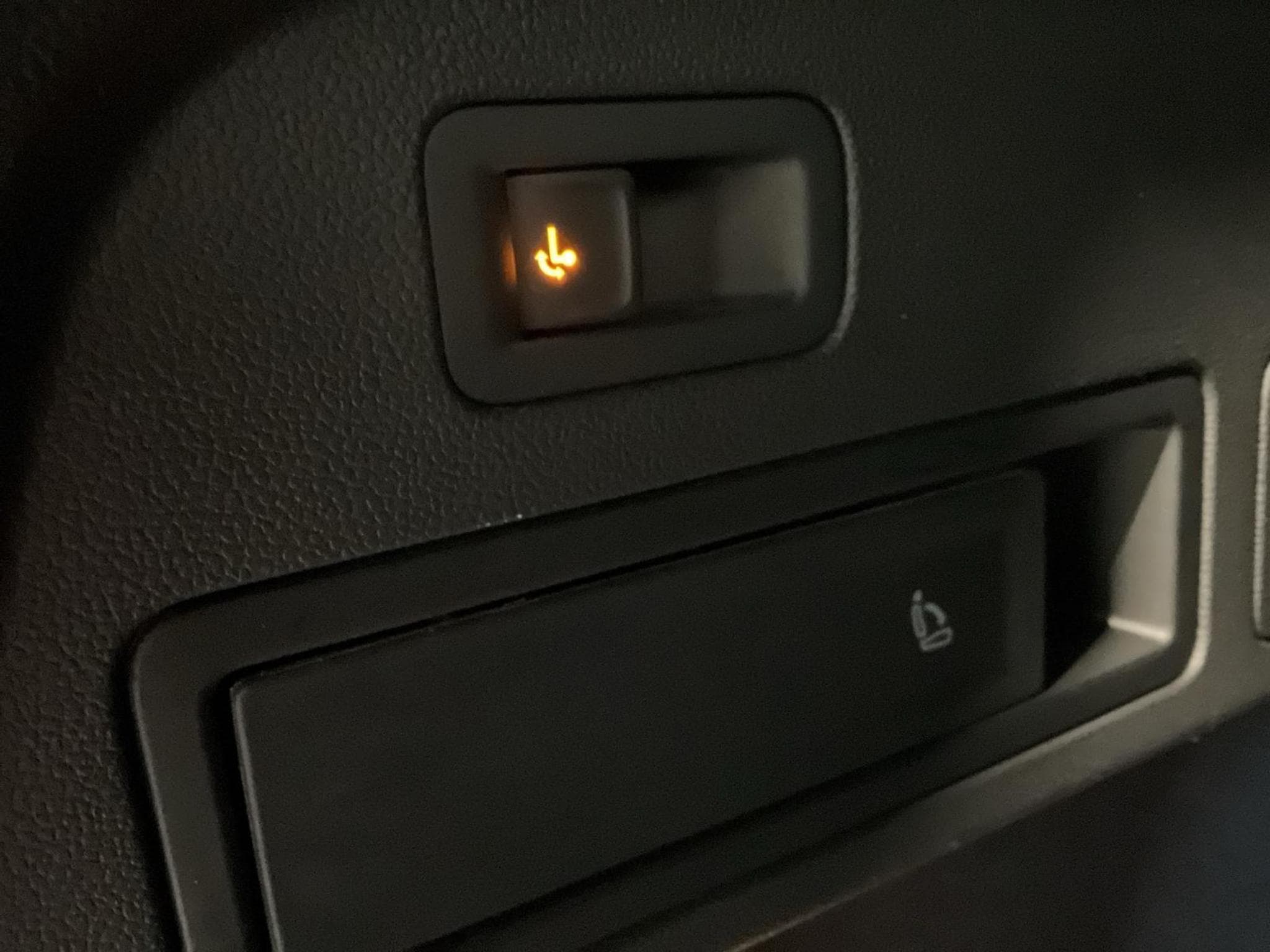 VW Tiguan Allspace+R-Line+DSG+Black-Style+Pano+AHK (2024) - Foto 20