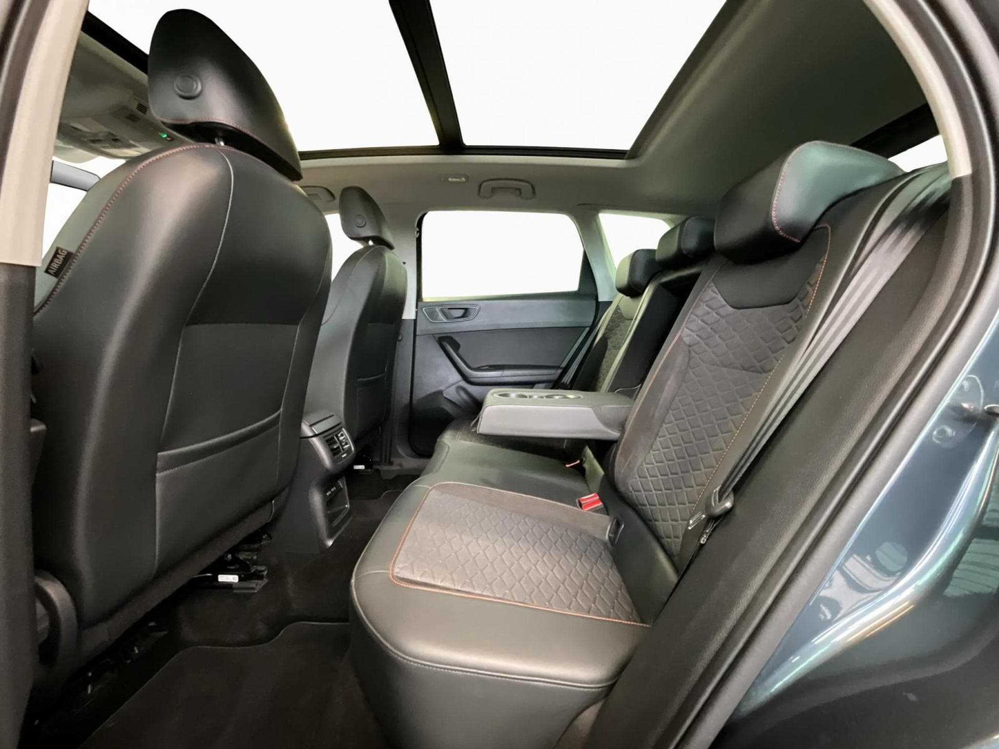 Seat Ateca FR+DSG+Pano+FullLink (2021) - Foto 16