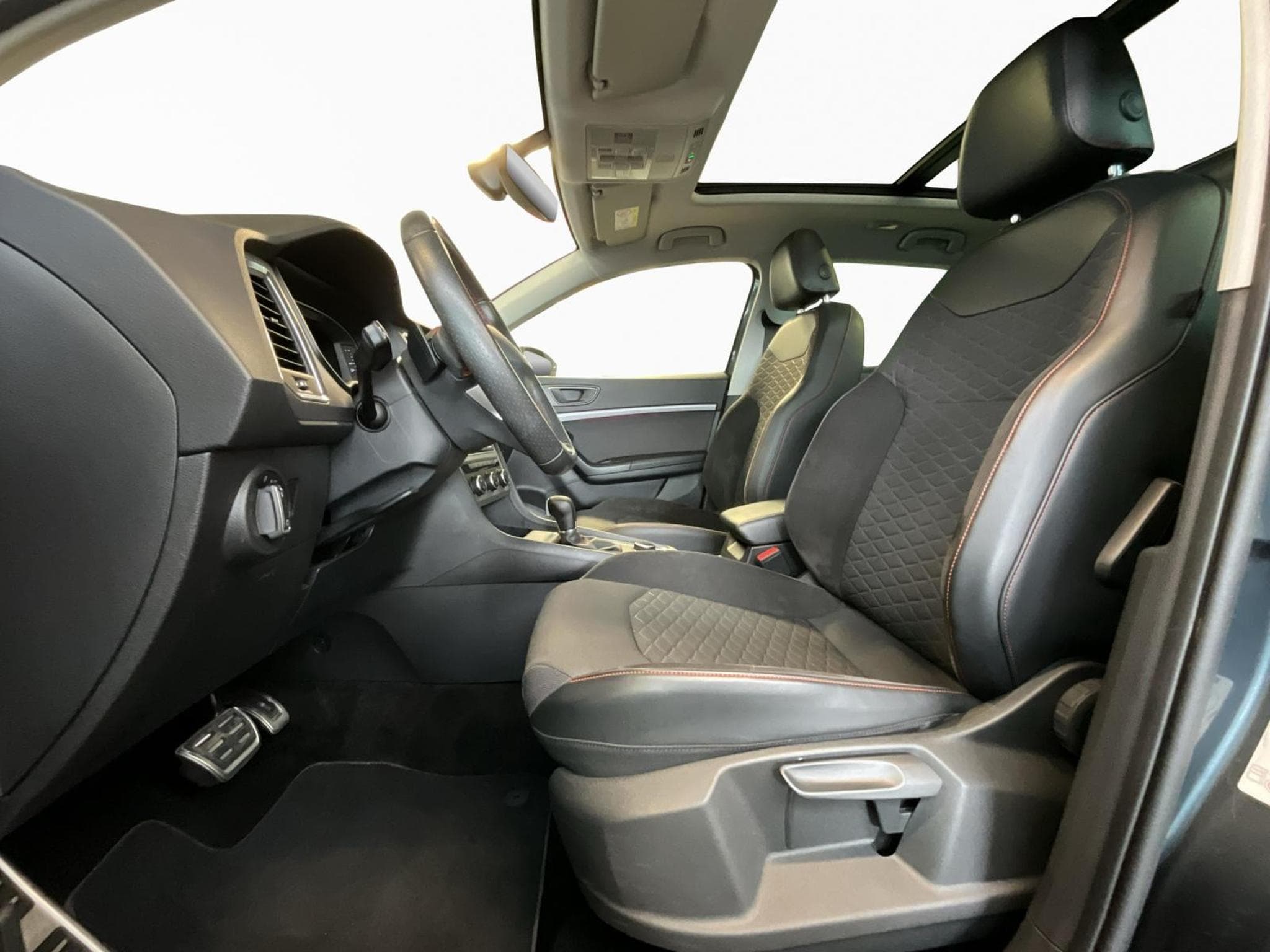 Seat Ateca FR+DSG+Pano+FullLink (2021) - Foto 9