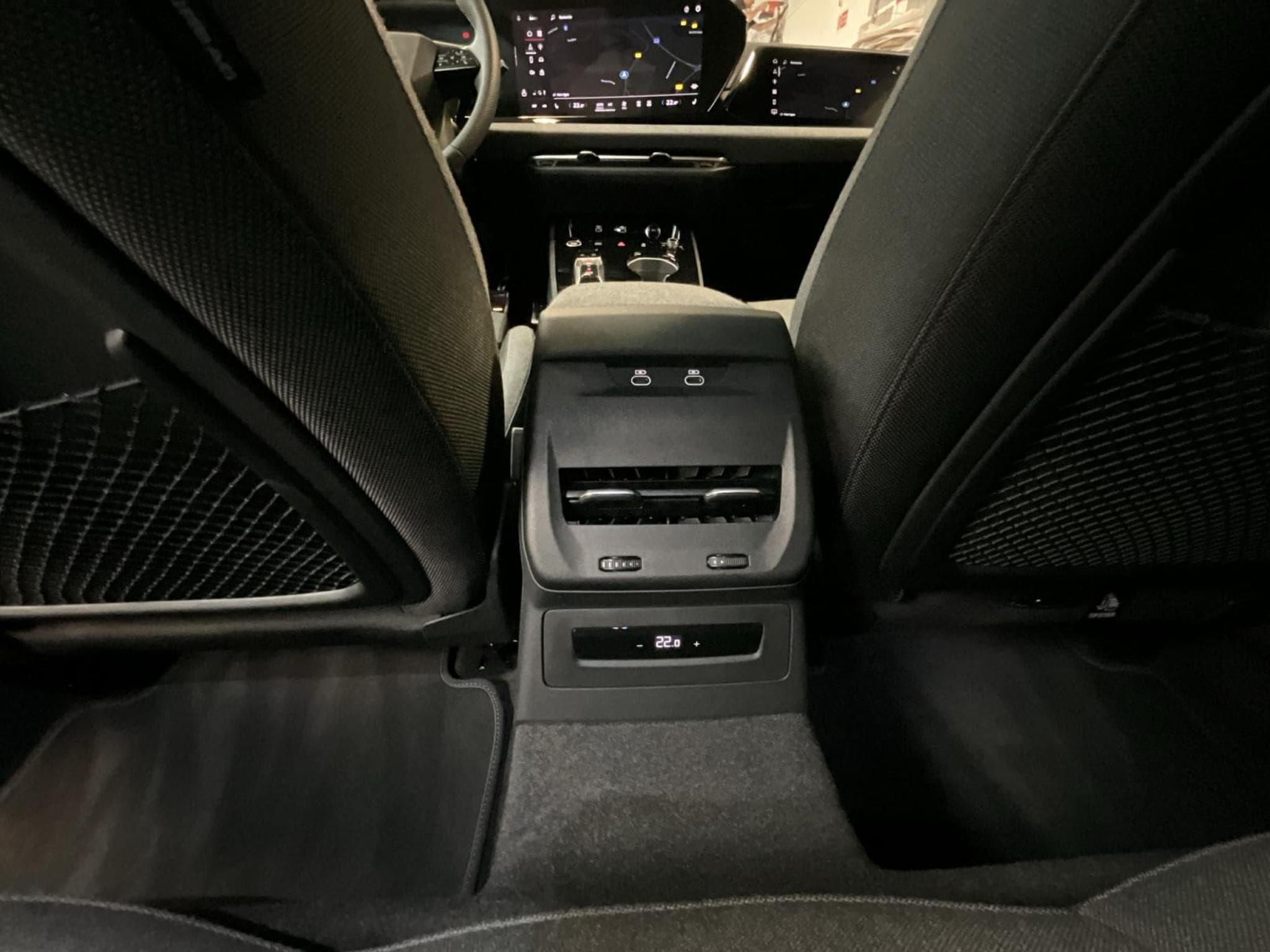 Audi A5 S-Tronic+Quattro+Led+Navi (2024) - Photo 19