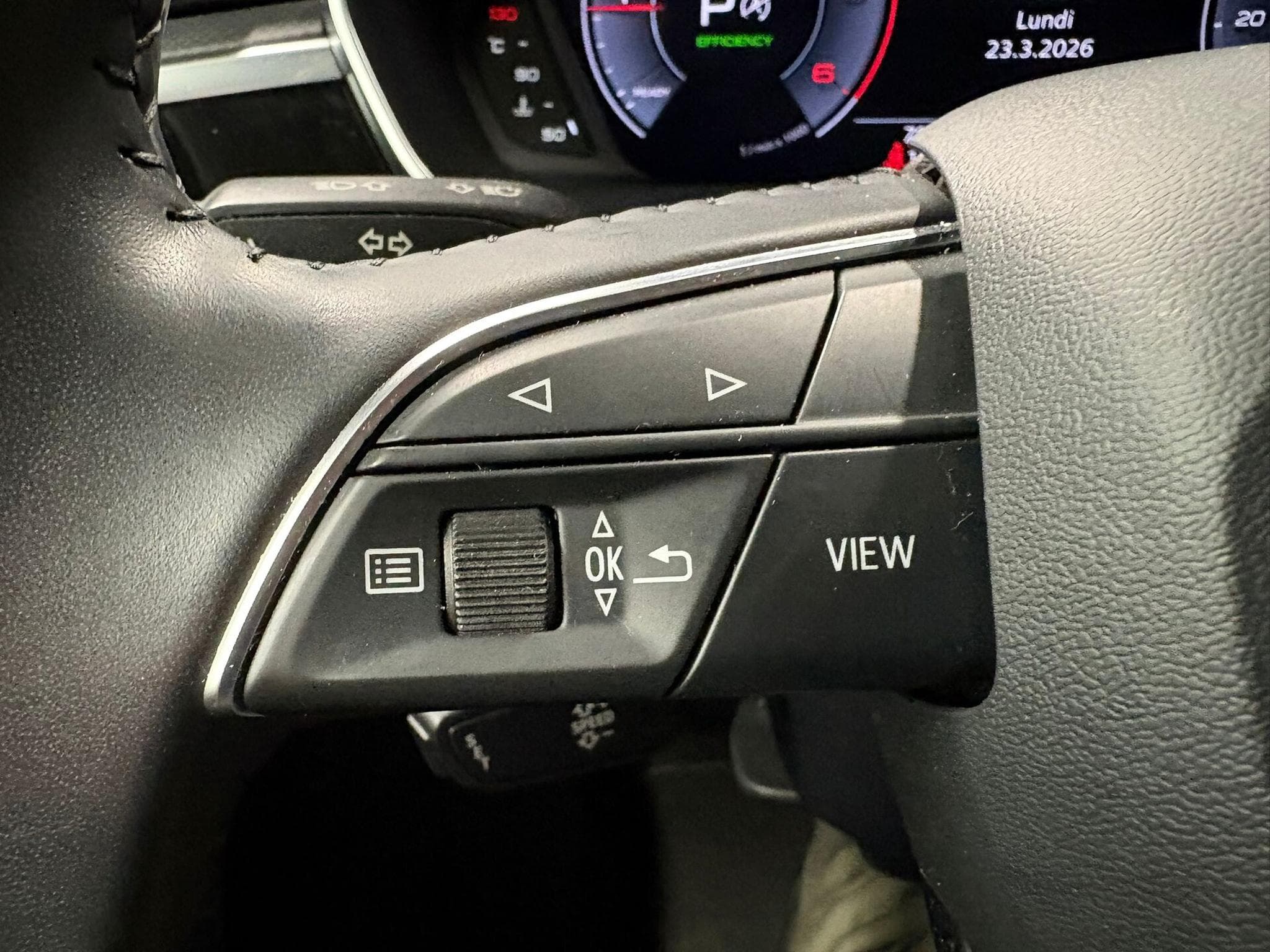 Audi Q3 Sportback 2.0 TDi 190 S line Quattro (2020) - Photo 13